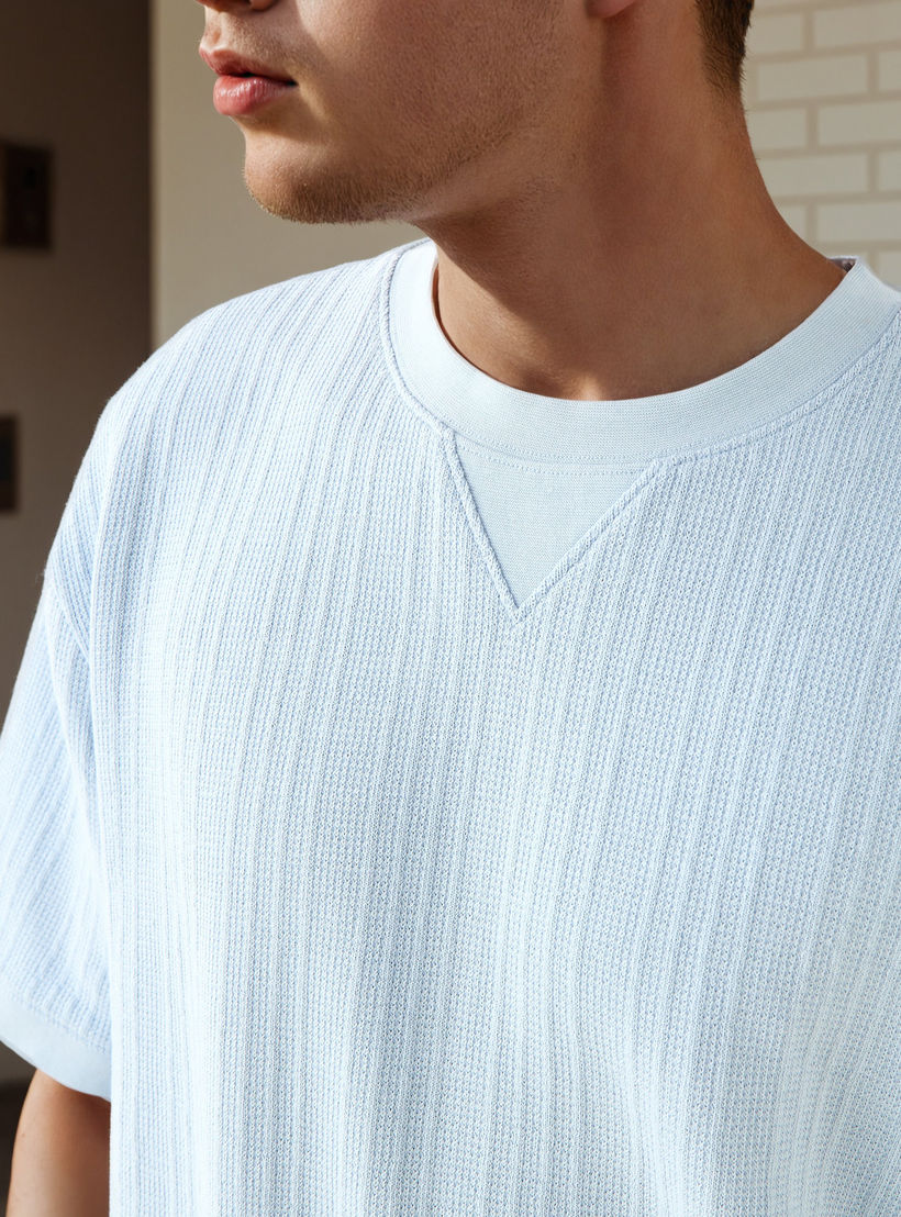 Jacquard Textured T-shirt-men-clothing-tshirtsandpolos-tshirts-image-4