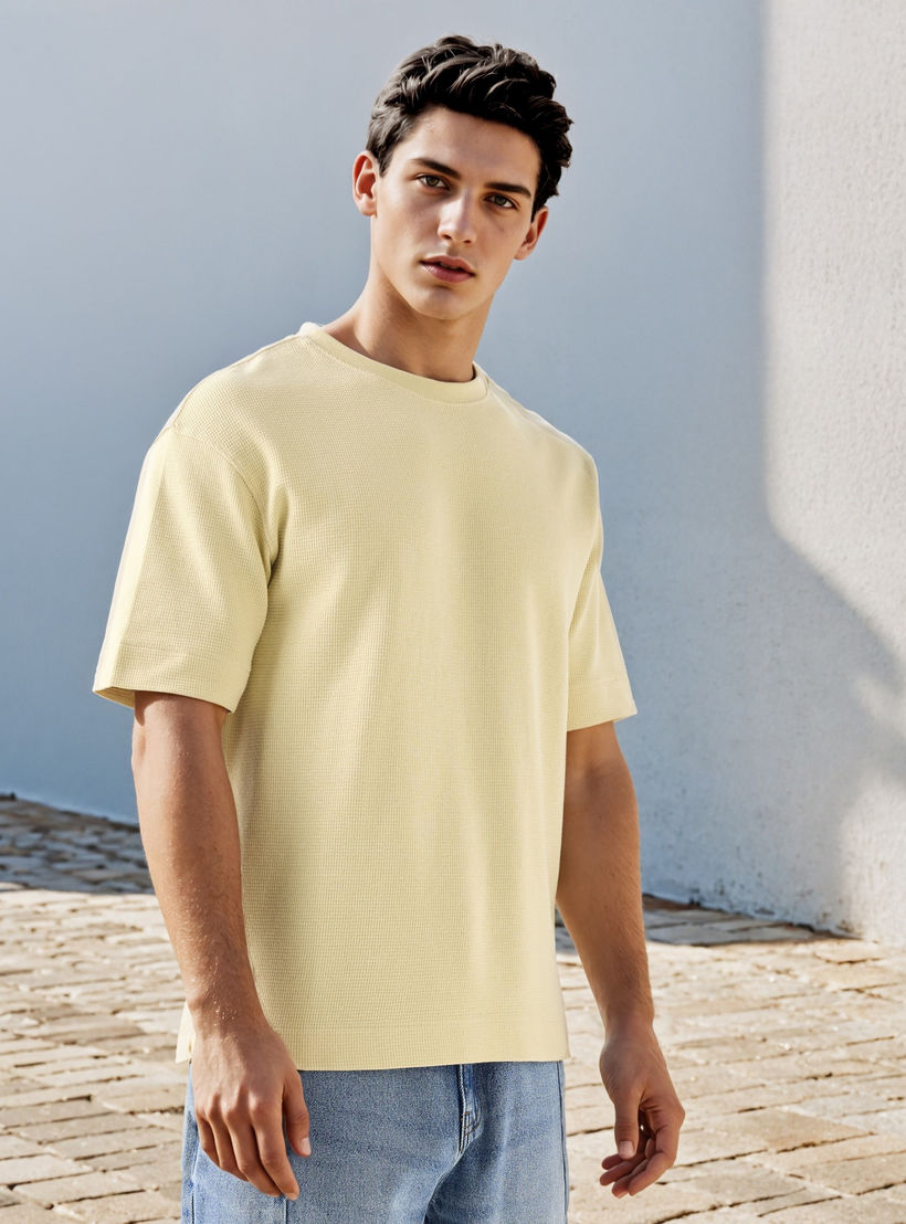 تيشيرت بملمس وافل بارز-men-clothing-tshirtsandpolos-tshirts-image-5