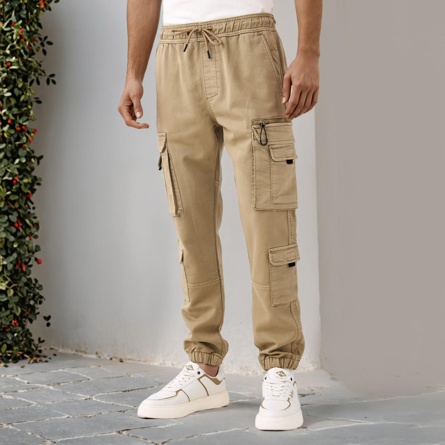 Flexi Waist Cargo Joggers with Pockets-men-clothing-bottoms-joggers-image-1