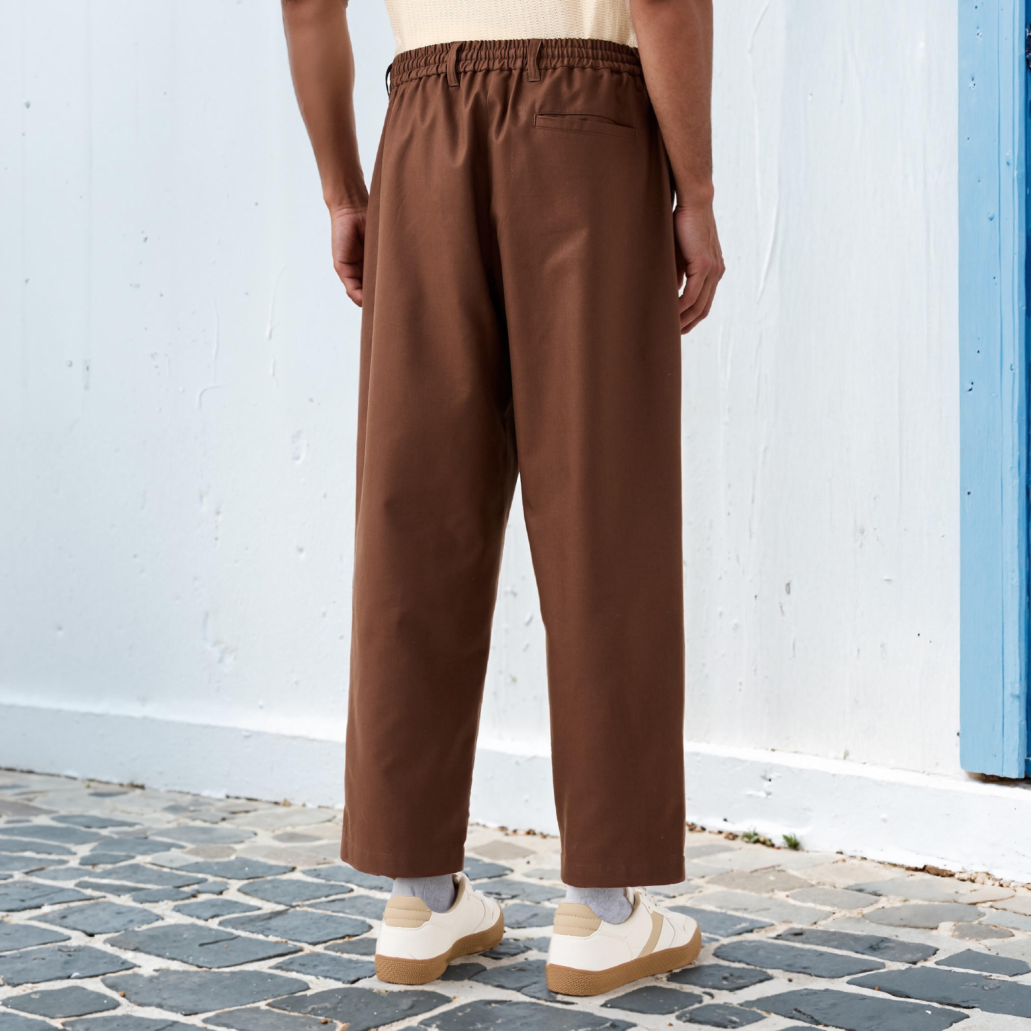 Regular Fit Pants with Elasticated Waistband and Pockets-men-clothing-bottoms-joggers-image-3