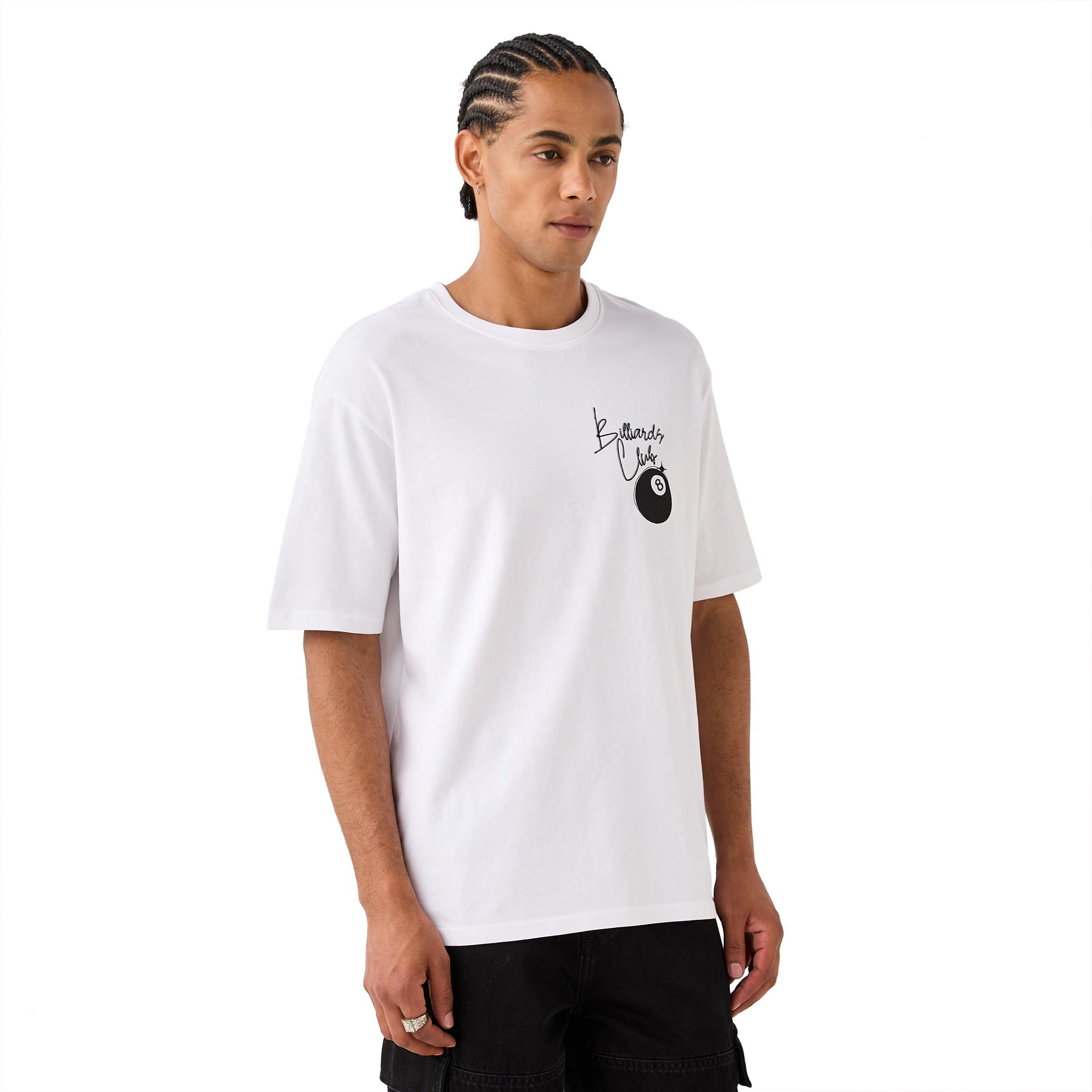 تيشيرت بقصّة عادية وياقة ضيّقة وأكمام قصيرة وطبعات-men-clothing-tshirtsandpolos-tshirts-image-3
