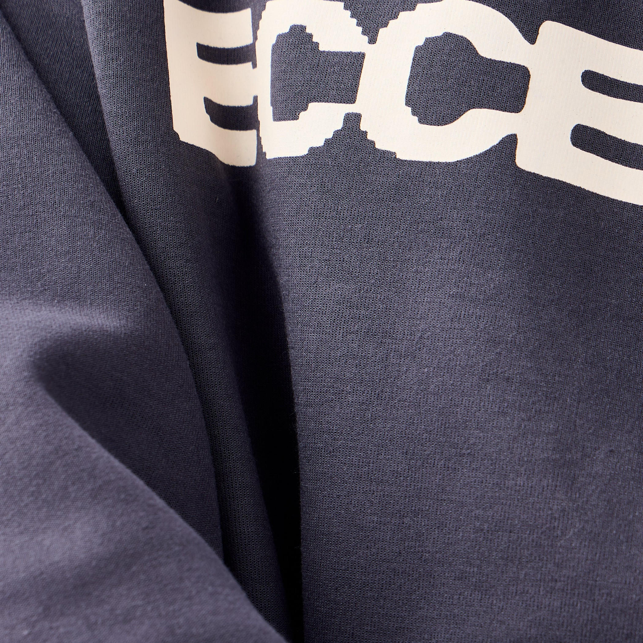 سويت شيرت بياقة ضيقة وطبعات-men-winterwear-hoodiesandsweatshirts-image-1