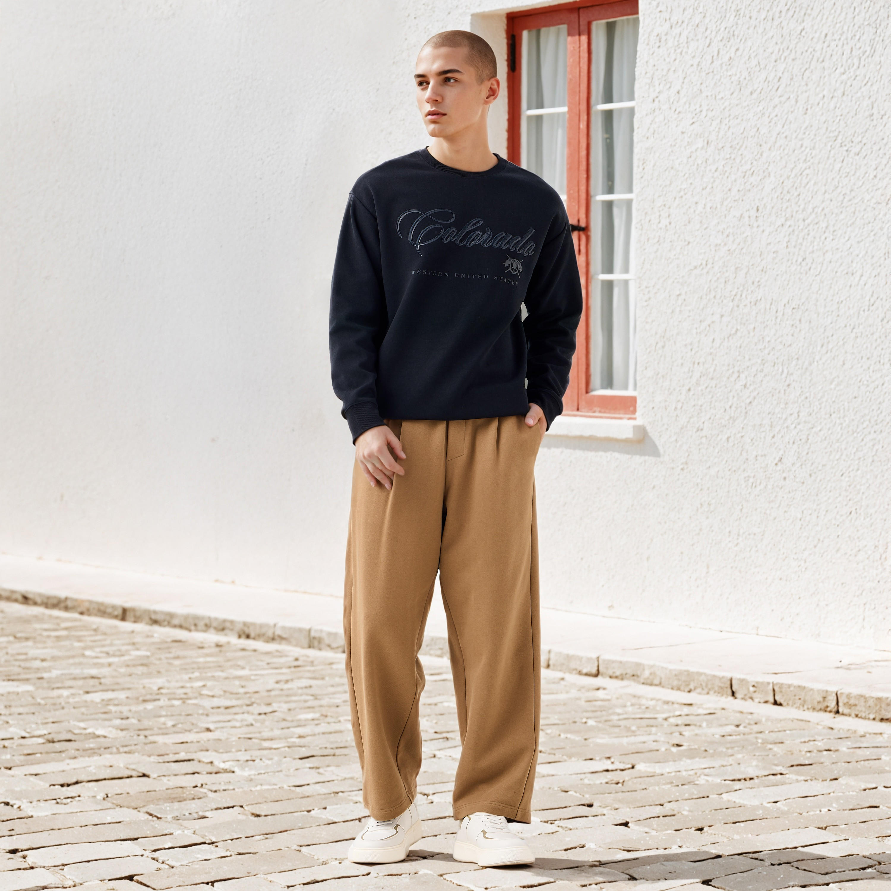 سويت شيرت بياقة ضيقة وطبعات-men-winterwear-hoodiesandsweatshirts-image-4