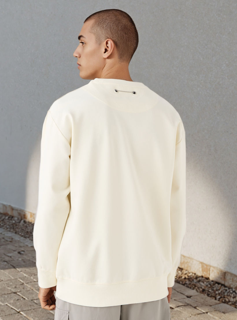 Relaxed Fit Sweatshirt-men-winterwear-hoodiesandsweatshirts-image-3