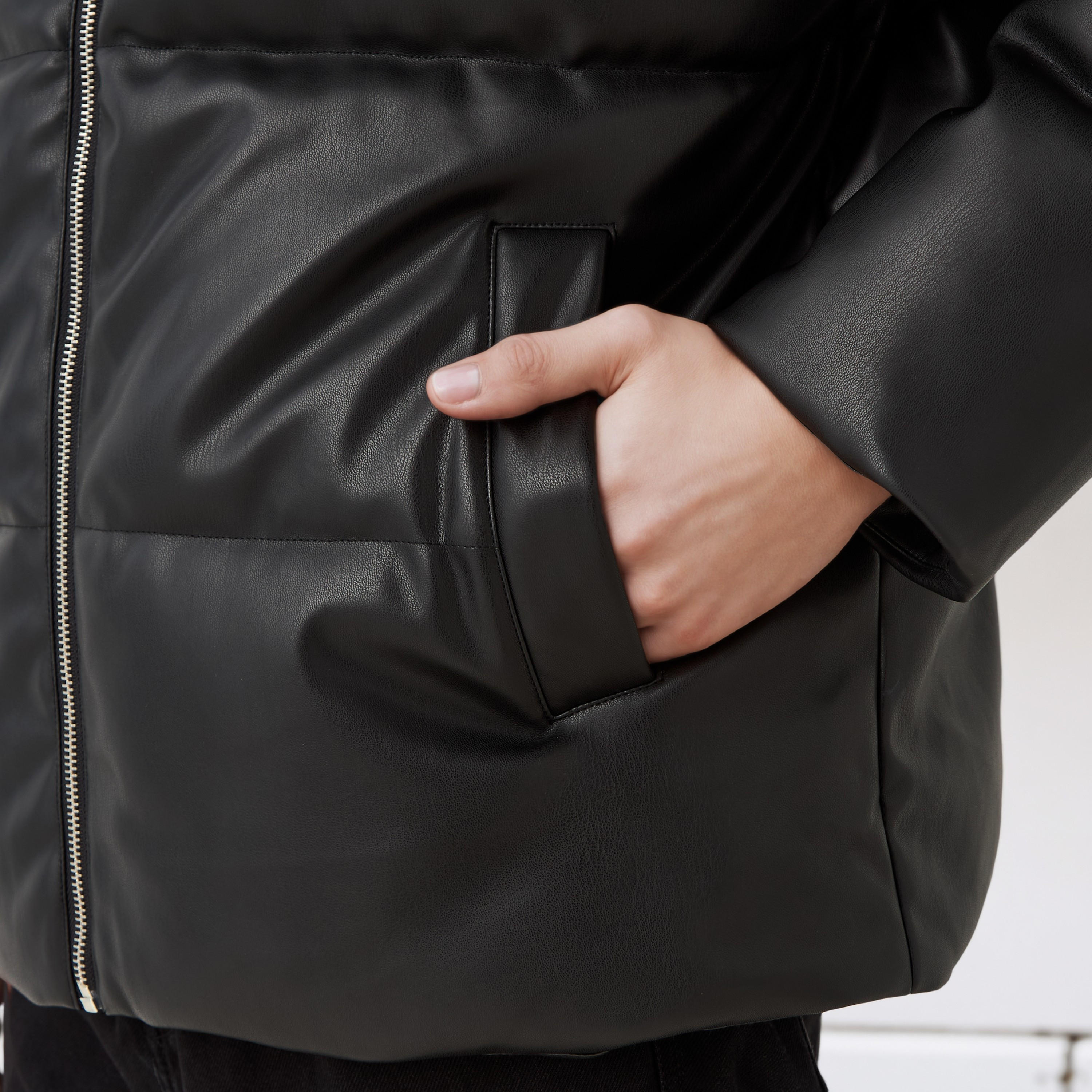 جاكيت بومبر من البولي يوريثان بقصّة عادية وياقة عالية للرجال-men-clothing-jacketsandblazers-jackets-image-2