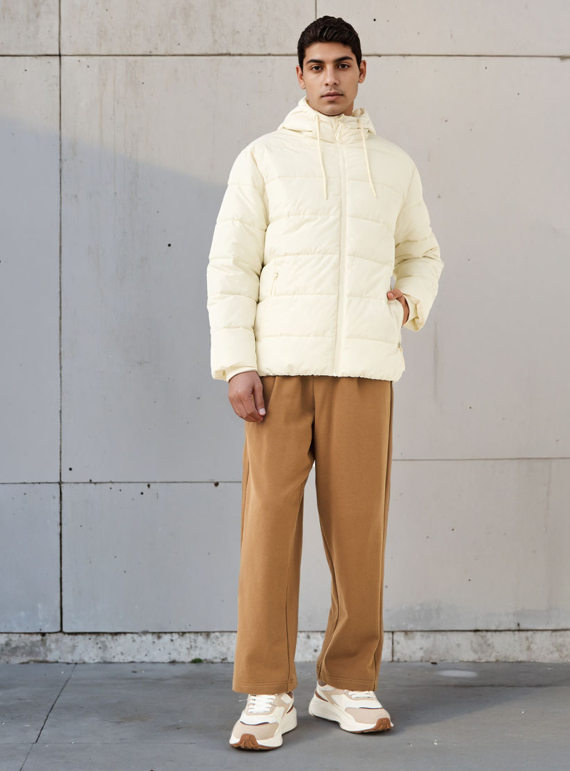 جاكيت منفوخ رجالي مبطن بقبعة وقصة مريحة-men-clothing-jacketsandblazers-jackets-image-2