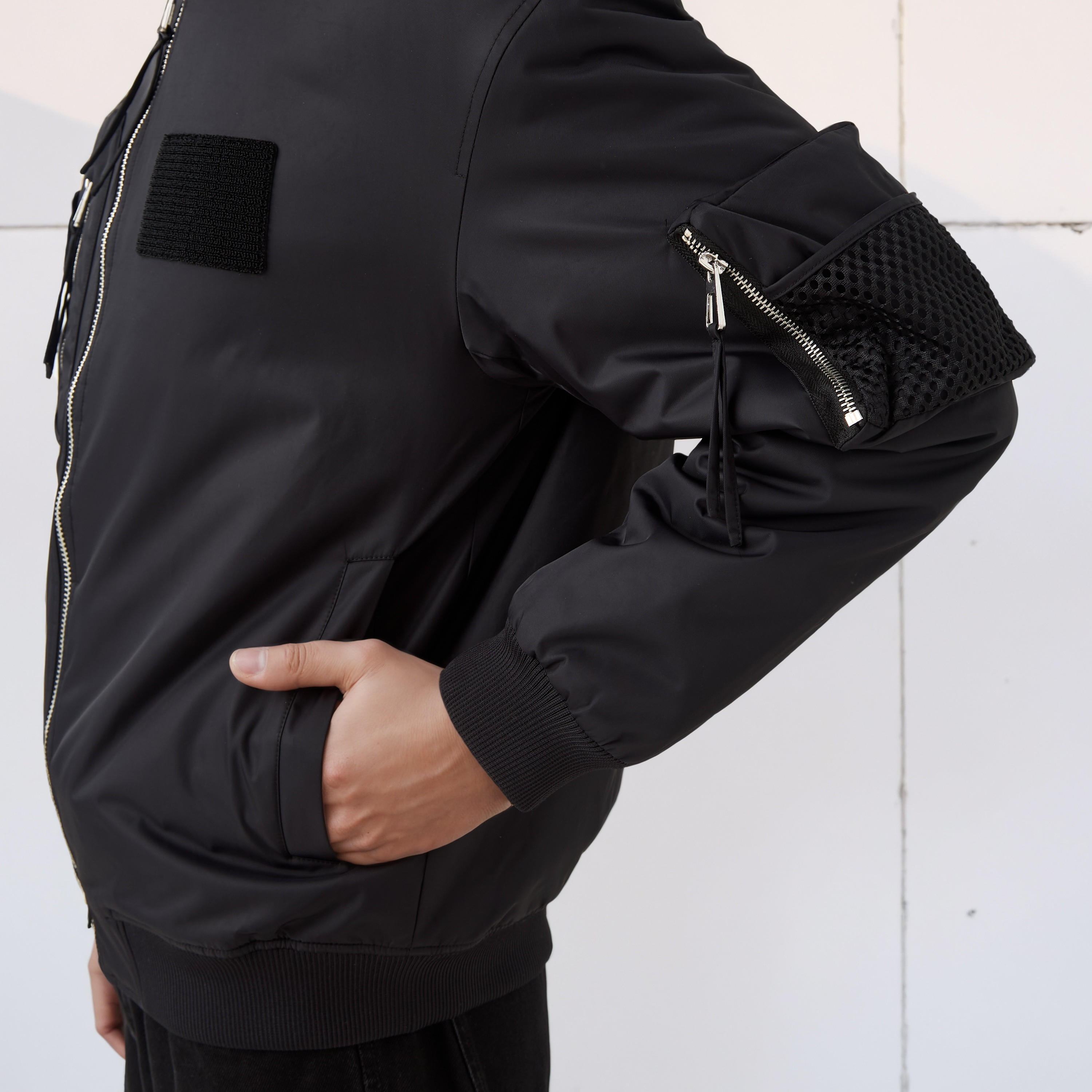 Men Relaxed Fit Utility Pockets Bomber Jacket-men-clothing-jacketsandblazers-jackets-image-4