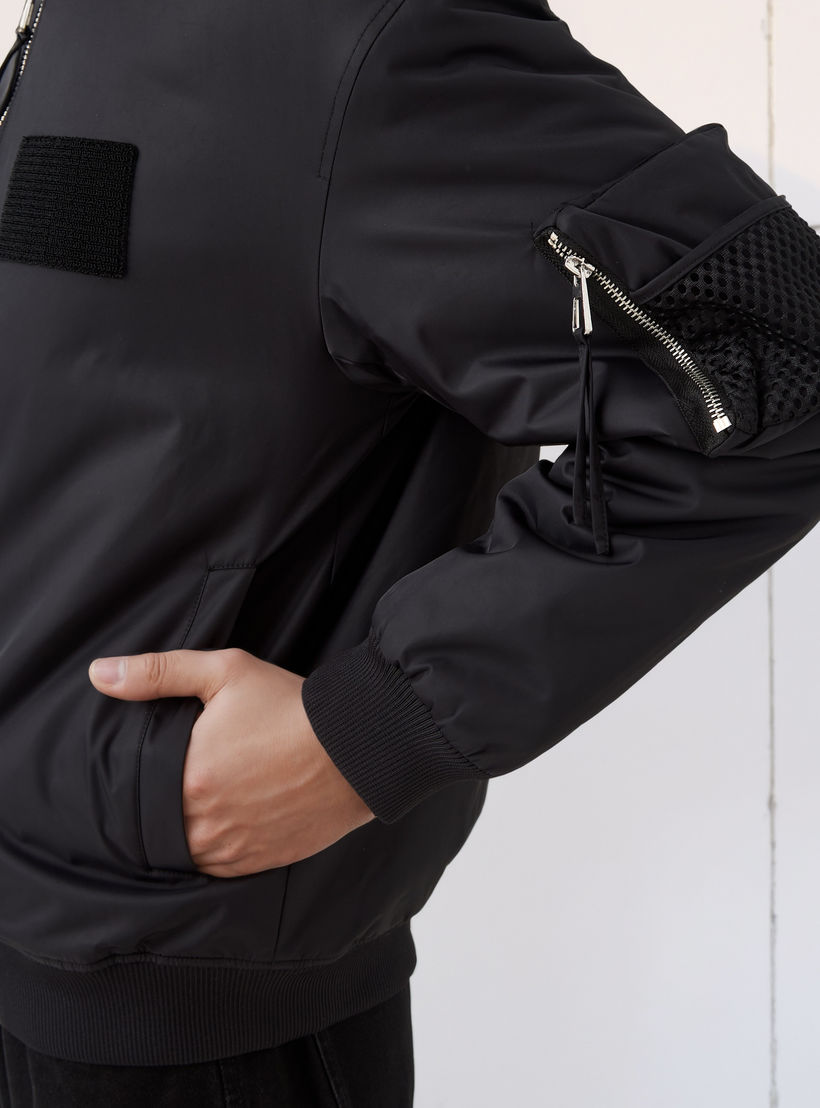 Men Relaxed Fit Utility Pockets Bomber Jacket-men-clothing-jacketsandblazers-jackets-image-4