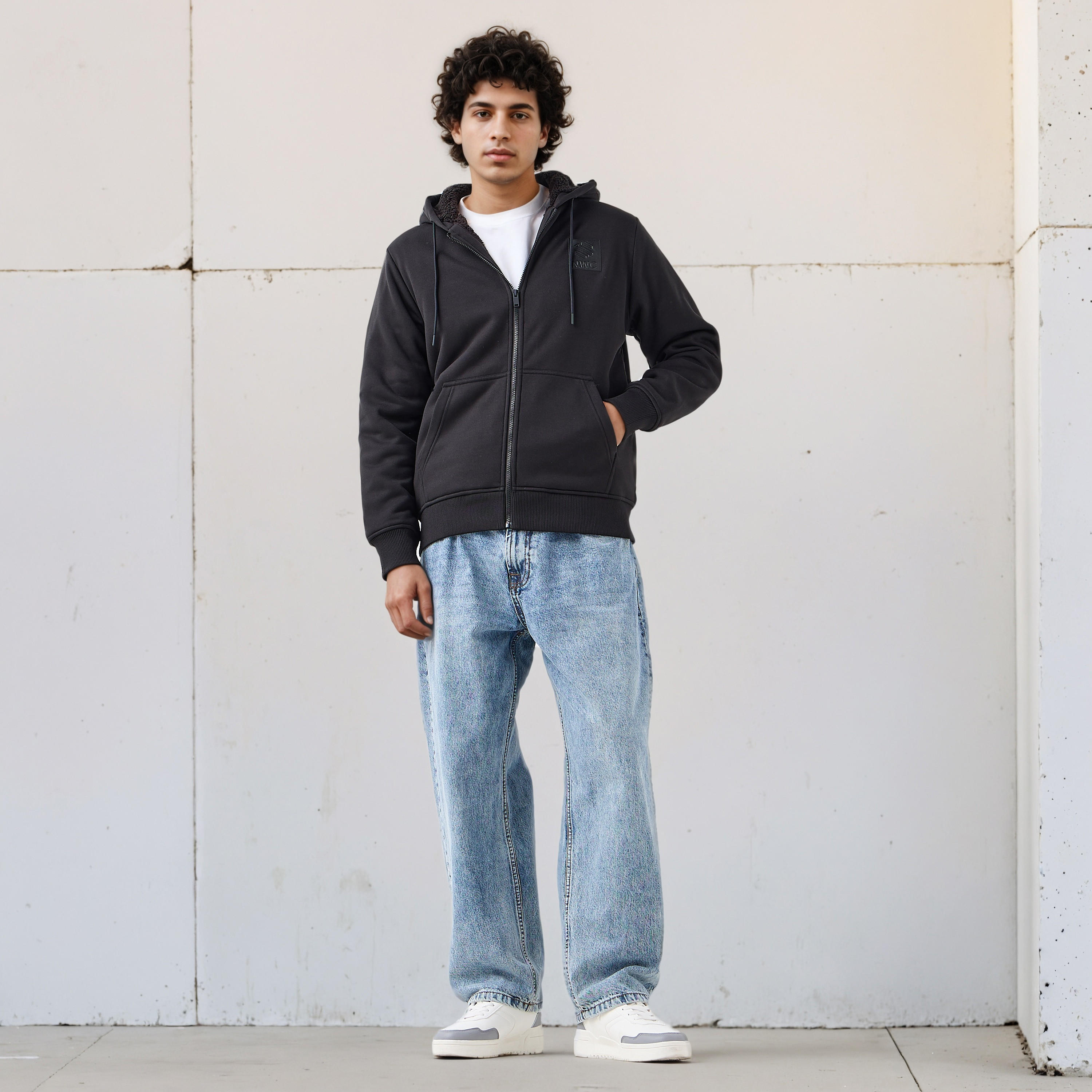 جاكيت شيربا بقبعة وسحاب إغلاق للرجال-men-clothing-jacketsandblazers-jackets-image-5