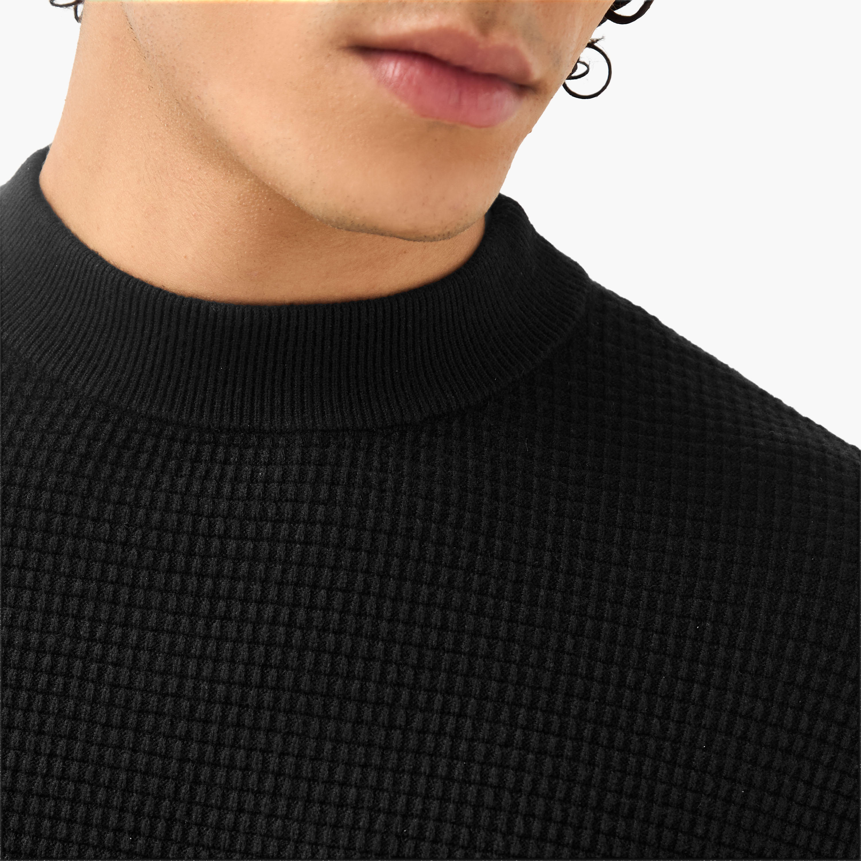 كنزة بارزة الملمس بياقة عالية للرجال-men-clothing-sweatersandpullovers-image-4