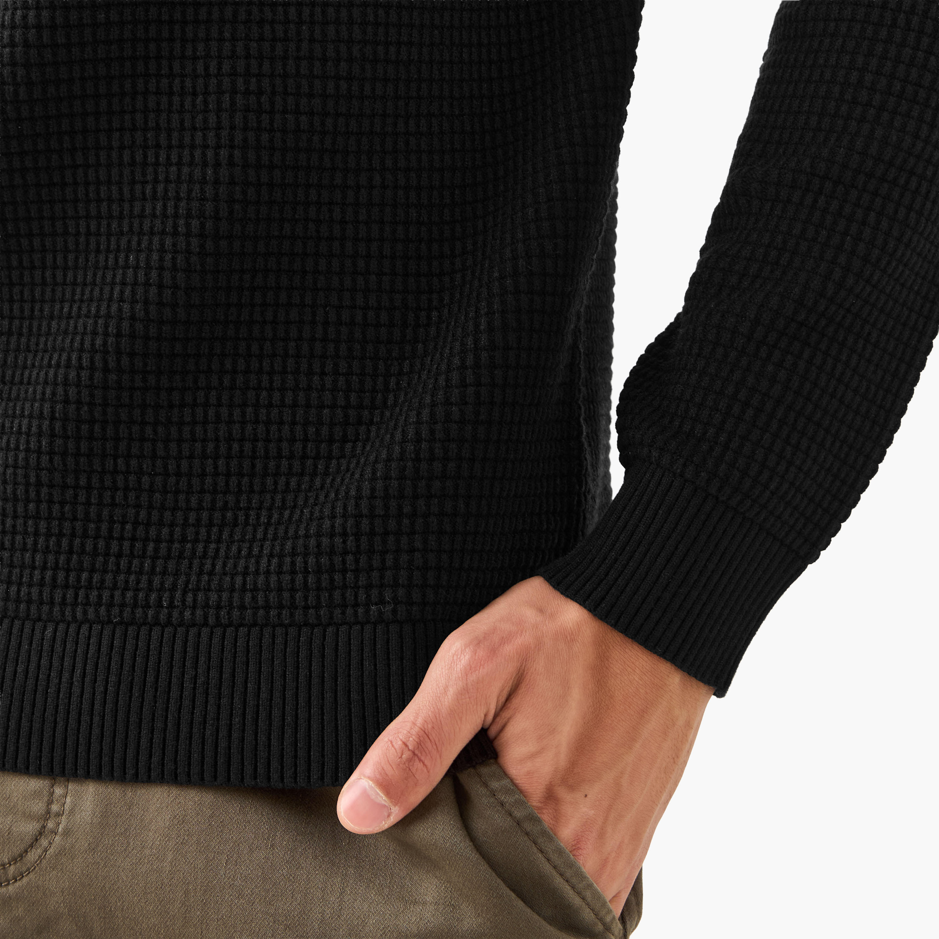 كنزة بارزة الملمس بياقة عالية للرجال-men-clothing-sweatersandpullovers-image-2
