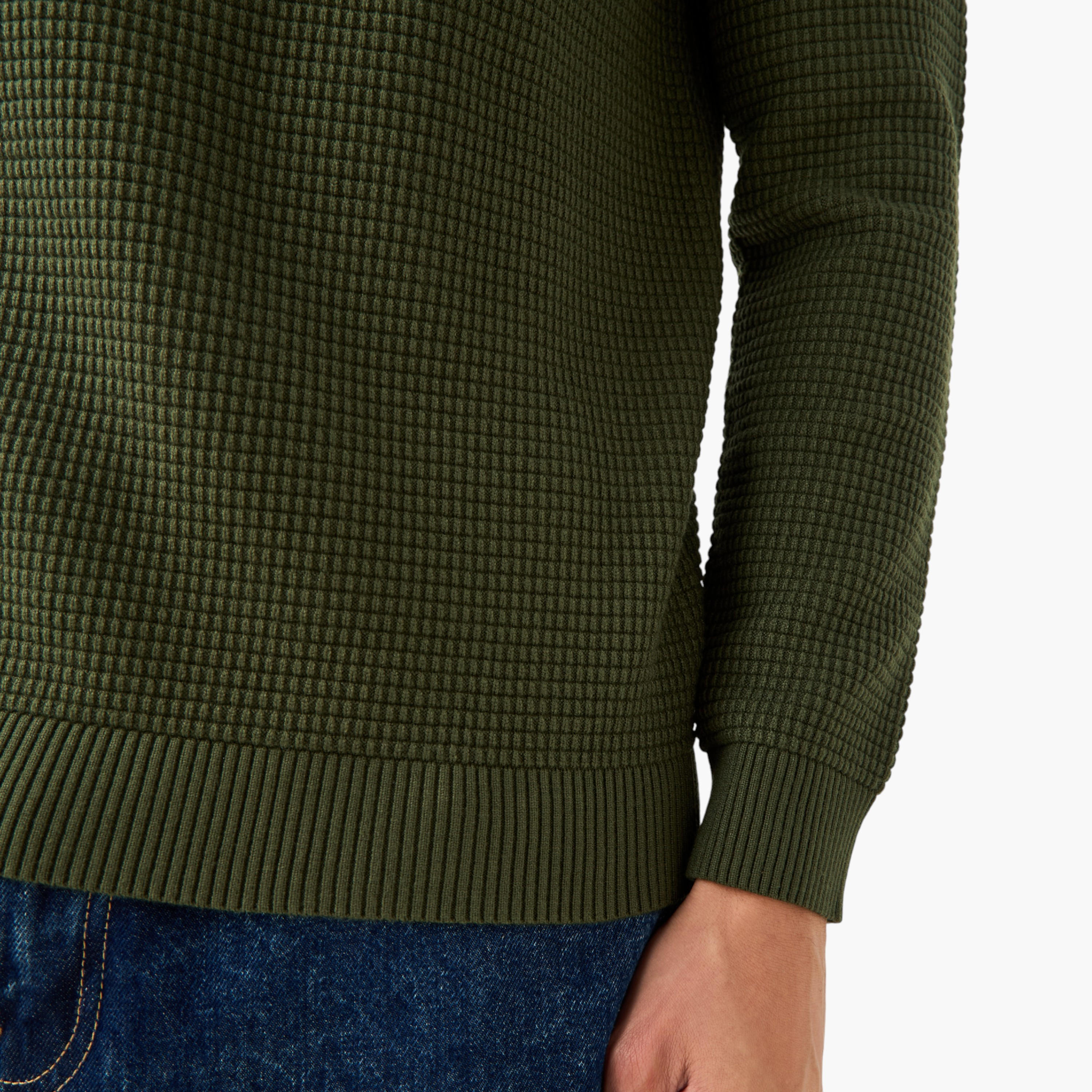 كنزة بارزة الملمس بياقة عالية للرجال-men-clothing-sweatersandpullovers-image-2