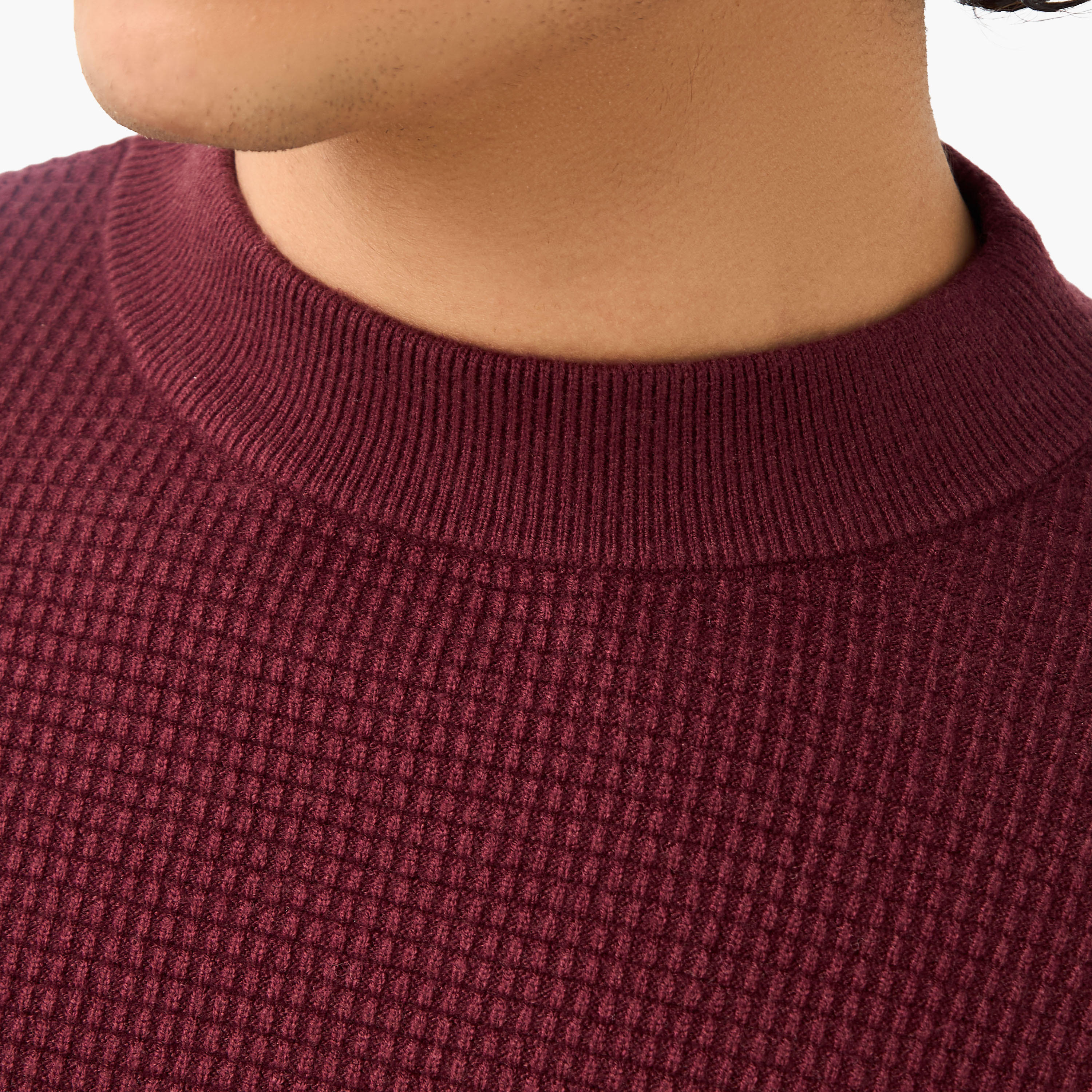 كنزة بارزة الملمس بياقة عالية للرجال-men-clothing-sweatersandpullovers-image-4
