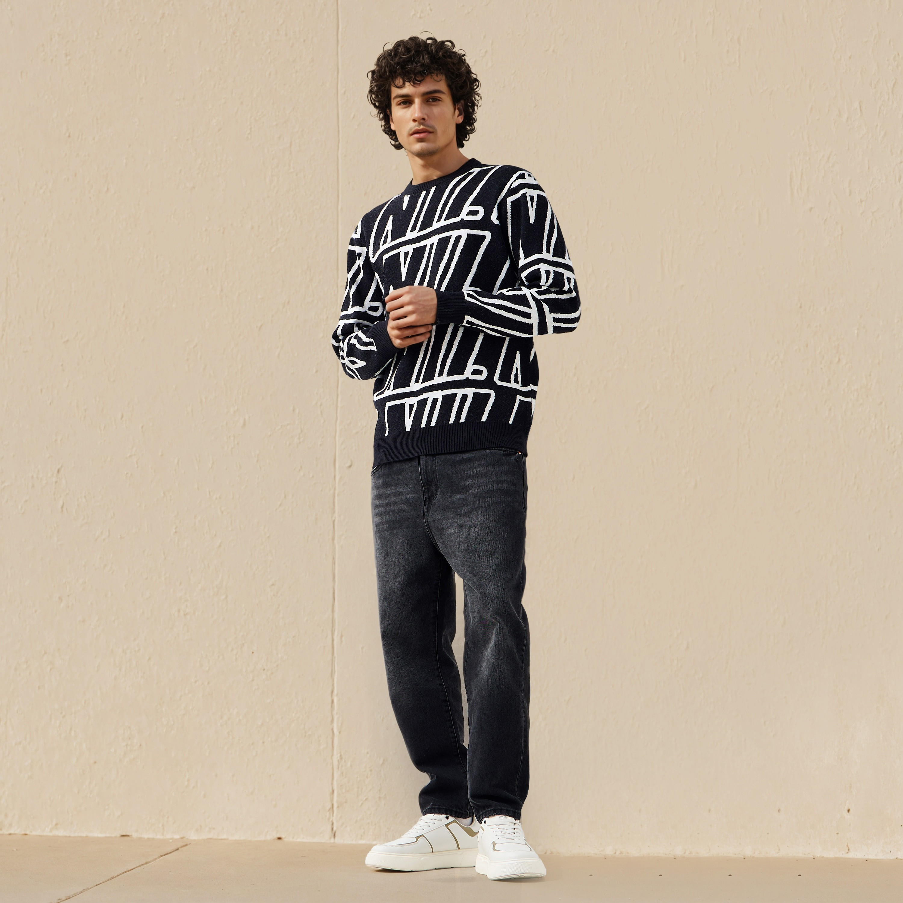 كنزة بطبعات وياقة ضيقة للرجال-men-clothing-sweatersandpullovers-image-4