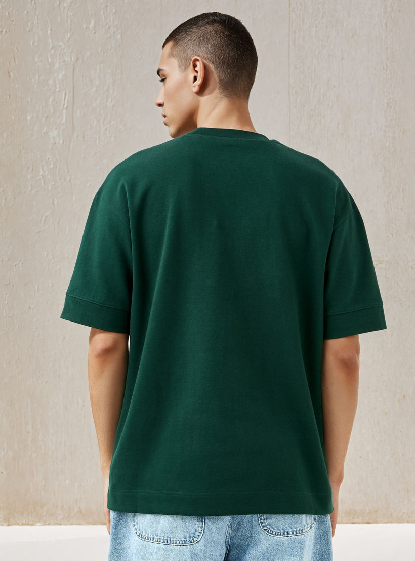 تيشيرت رجالي بأكمام قصيرة وياقة ضيقة-men-clothing-tshirtsandpolos-tshirts-image-3