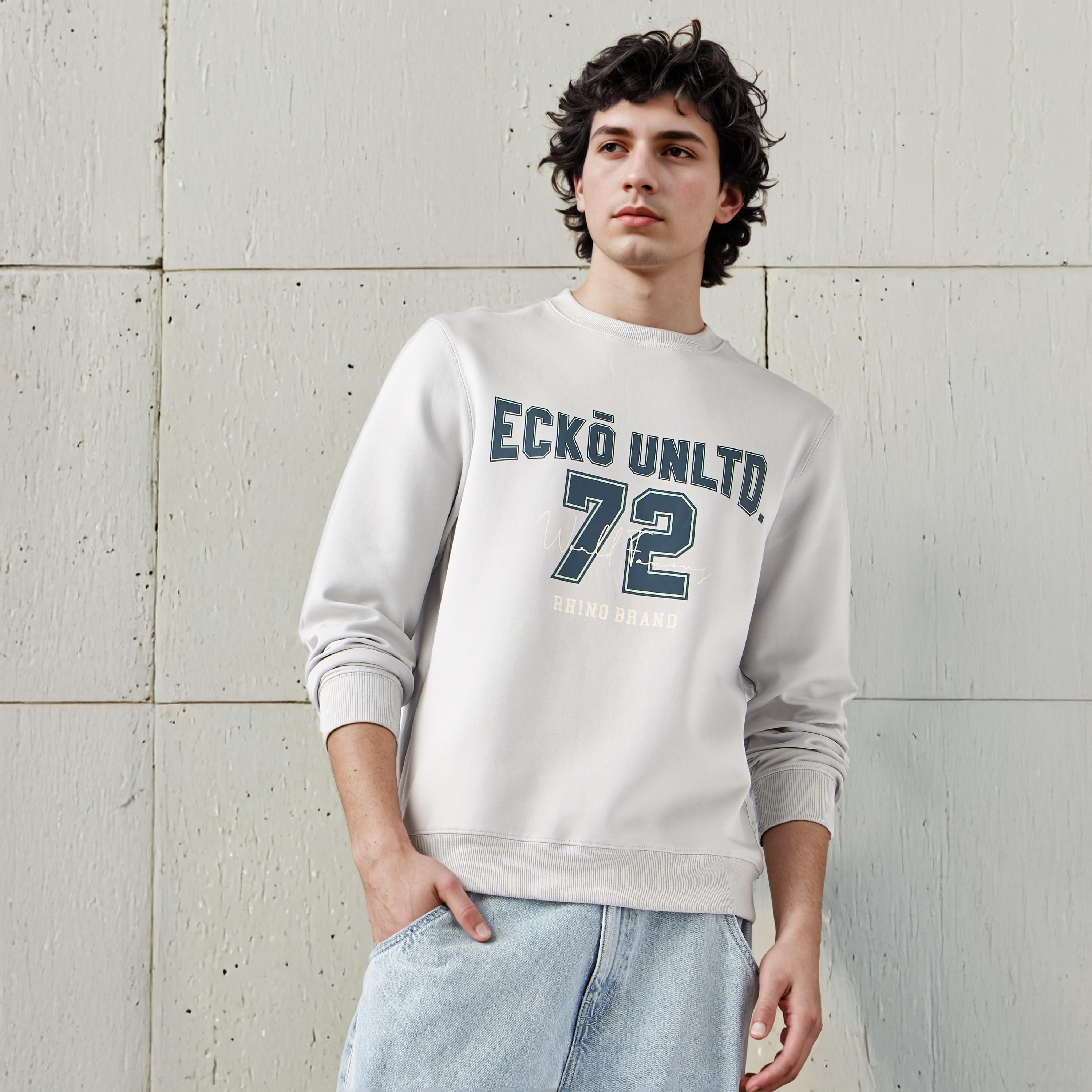 سويت شيرت بتصميم إنترلوك وطبعات للرجال من إيكو-men-winterwear-hoodiesandsweatshirts-image-5