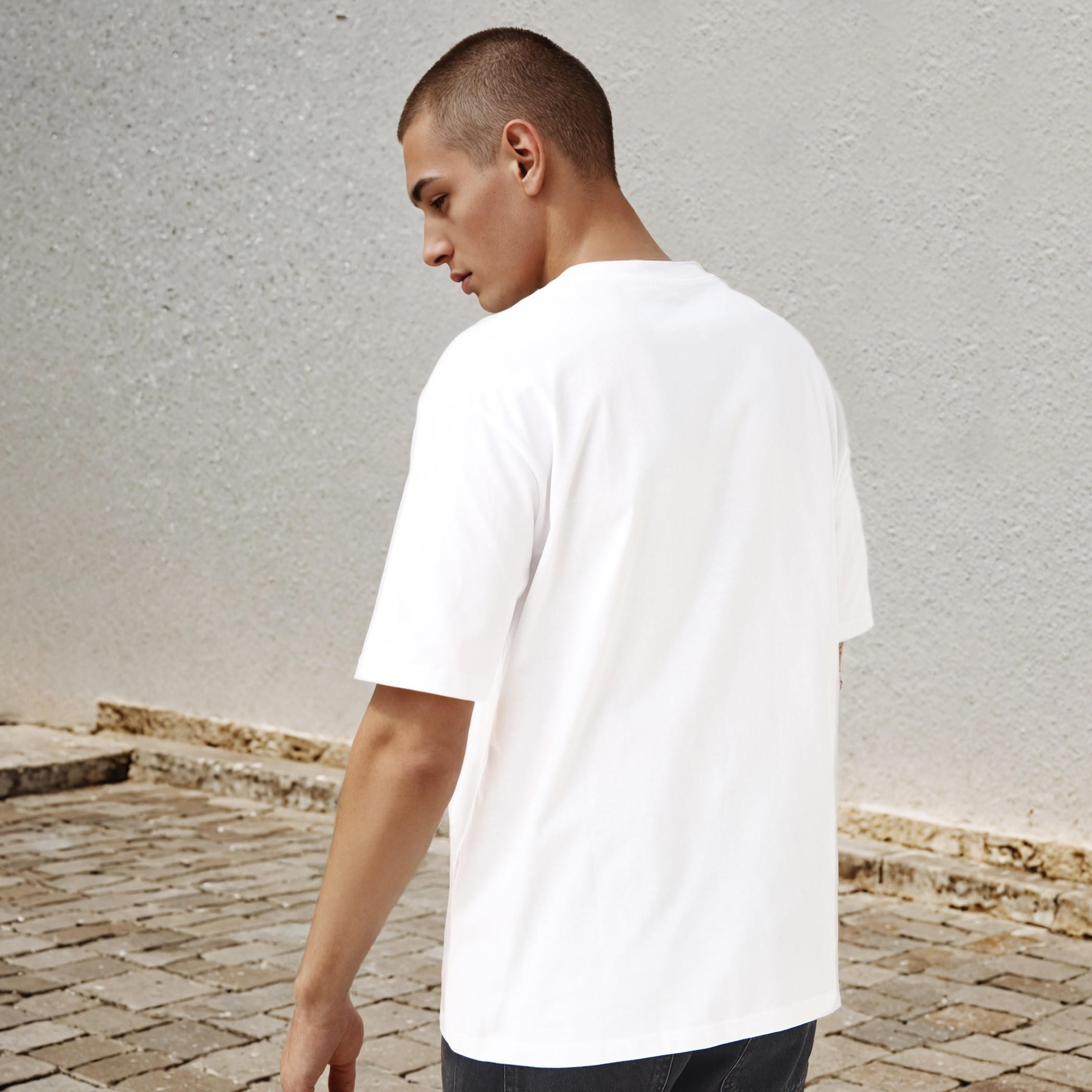 تيشيرت بطبعات تايبوجرافيك-men-clothing-tshirtsandpolos-tshirts-image-3