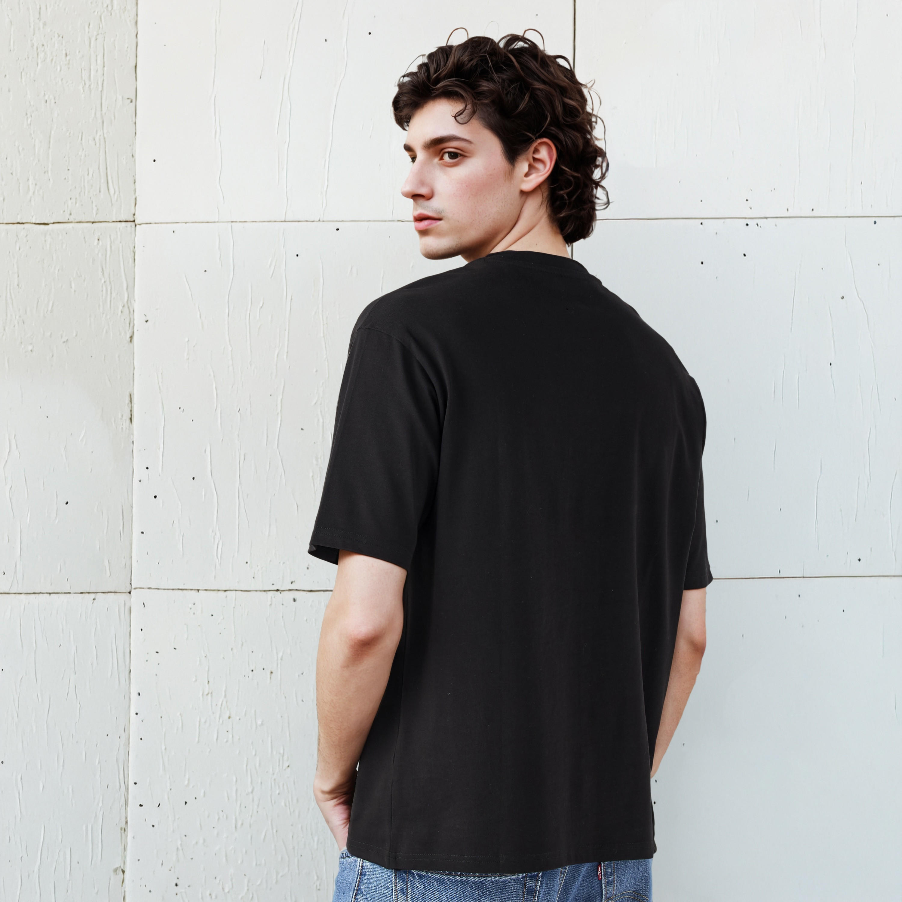 تيشيرت بطبعات تايبوجرافيك-men-clothing-tshirtsandpolos-tshirts-image-2