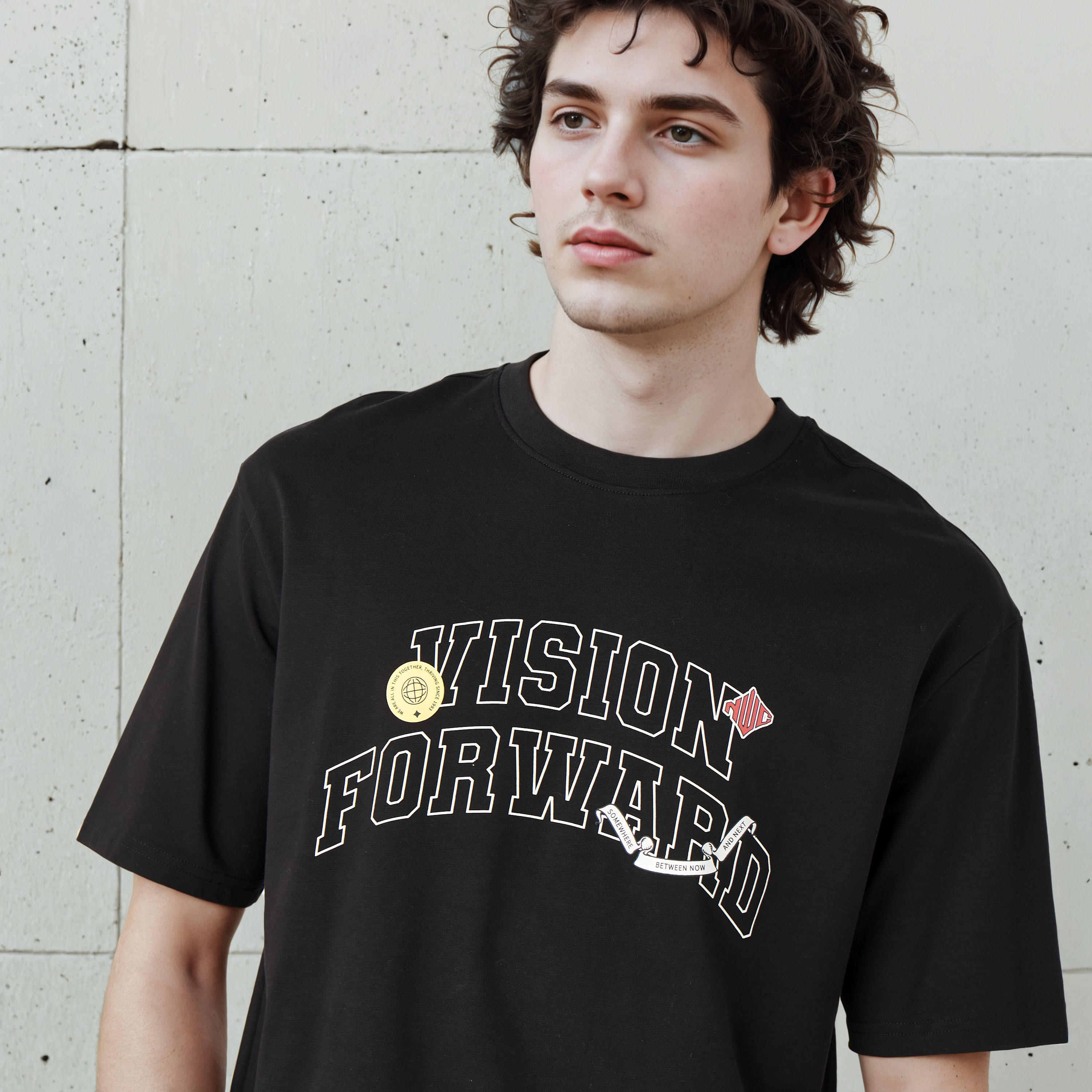 تيشيرت بطبعات تايبوجرافيك-men-clothing-tshirtsandpolos-tshirts-image-1