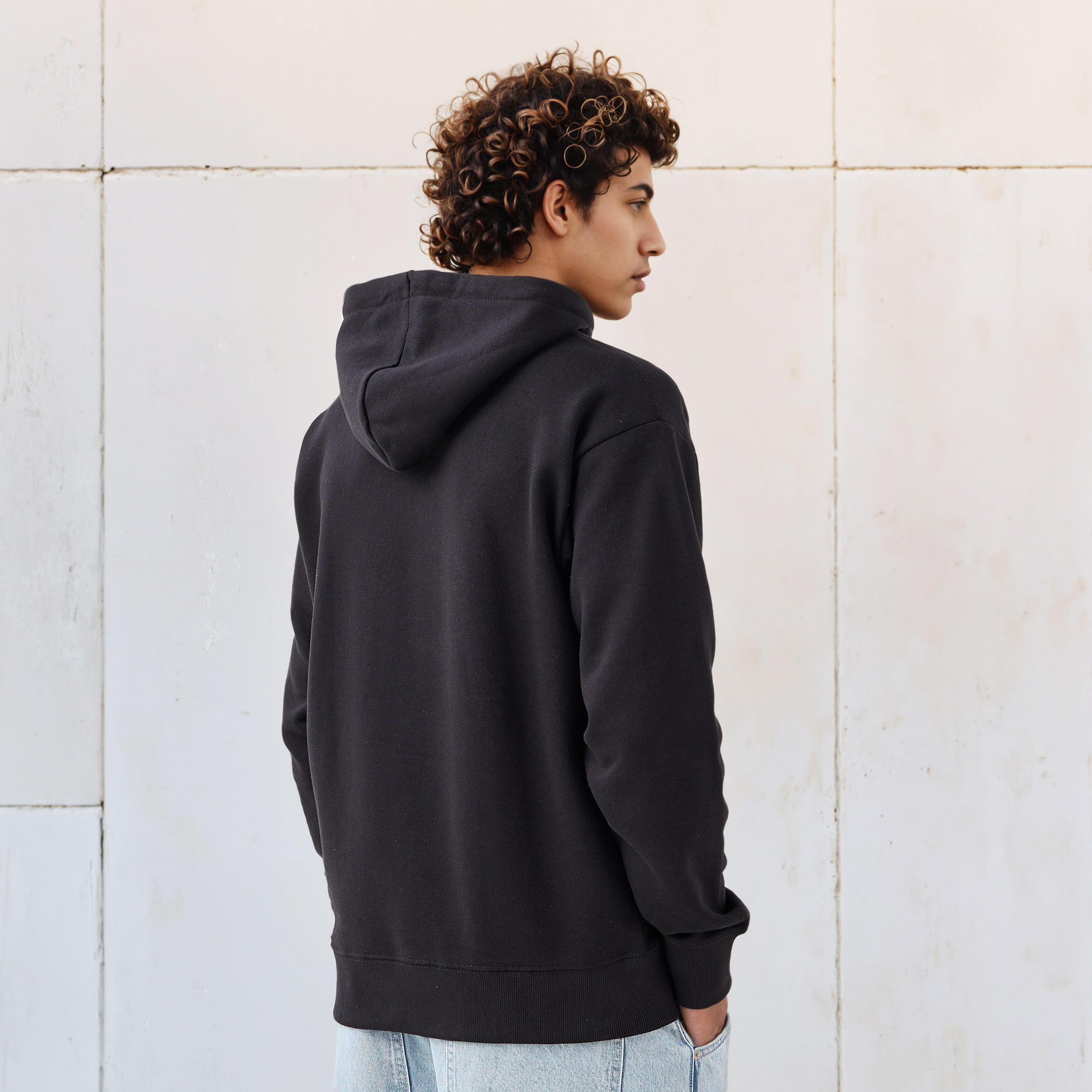 Starter Men Kangaroo Pocket Hoodie-men-winterwear-hoodiesandsweatshirts-image-3