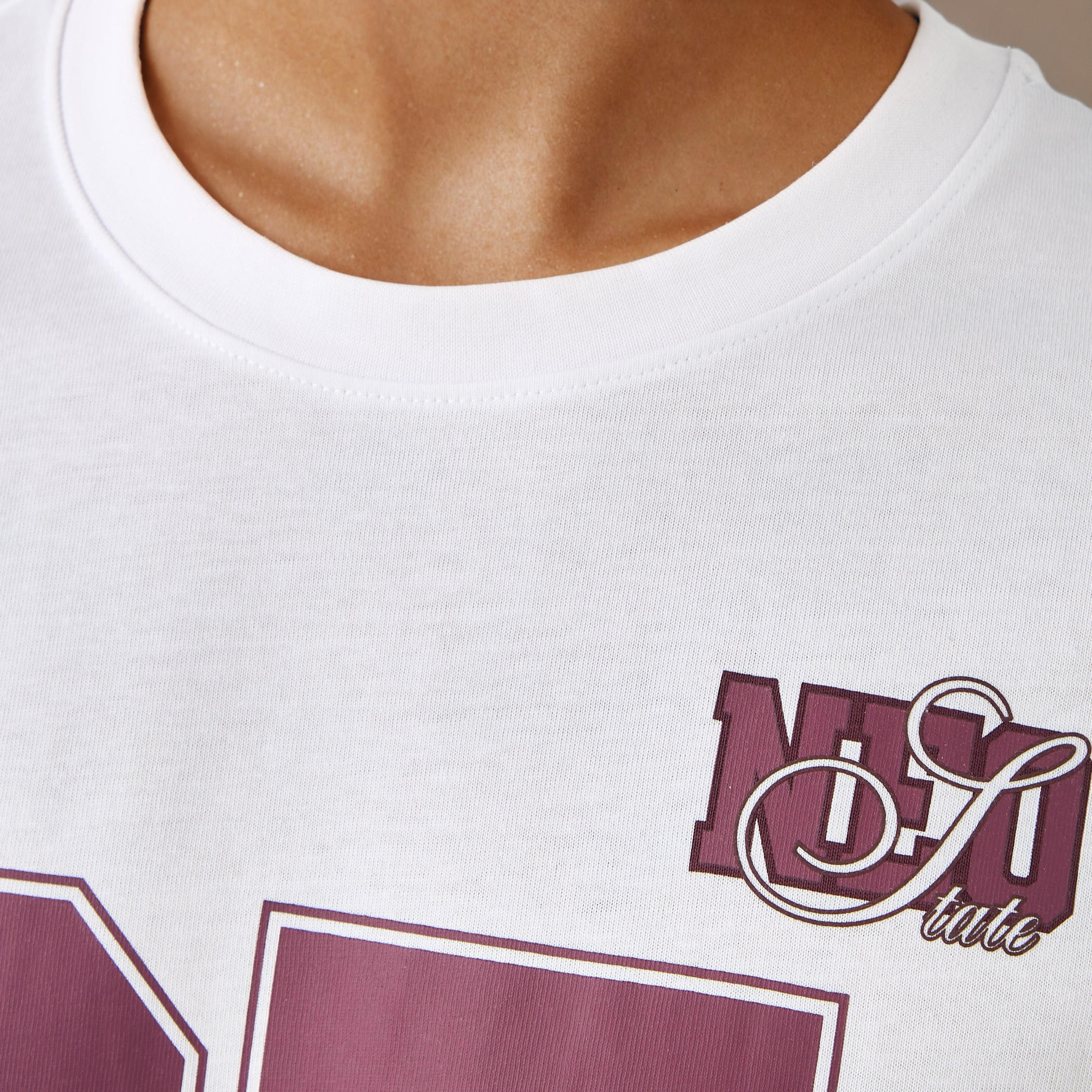 Men Relaxed Fit Crew Neck Short Sleeves Varsity Print T-shirt-men-clothing-tshirtsandpolos-tshirts-image-5
