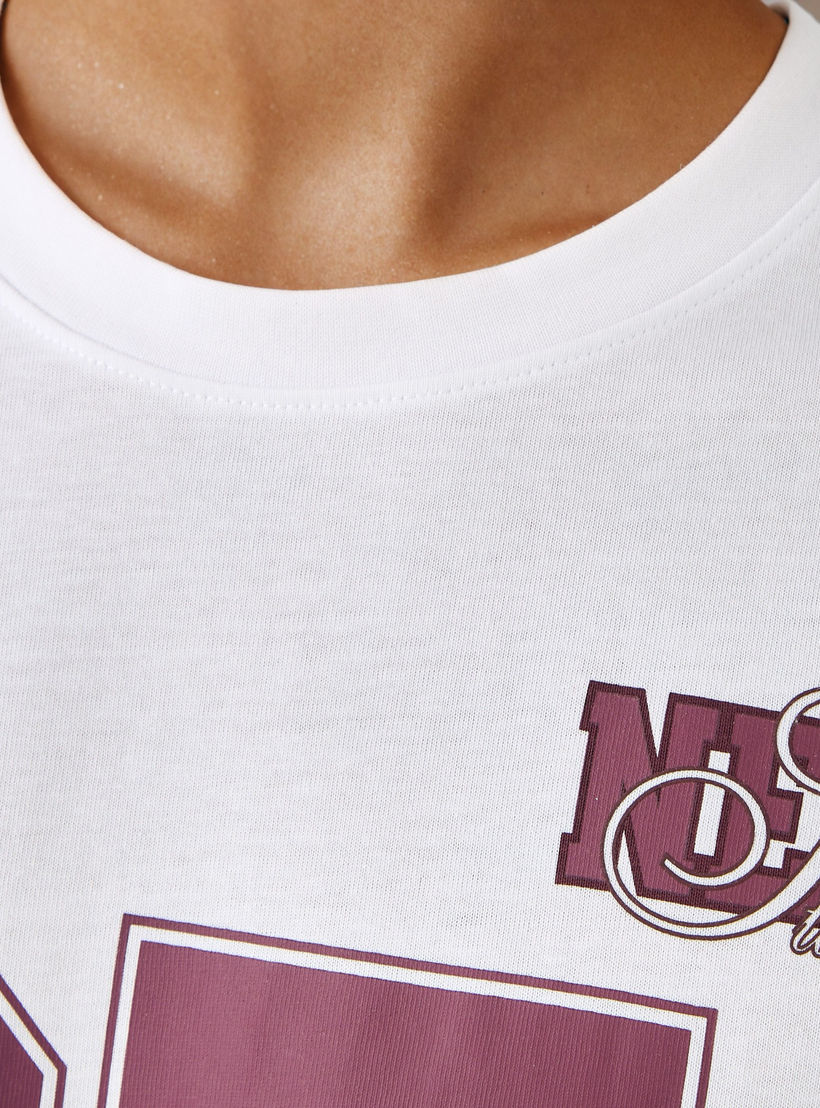 Men Relaxed Fit Crew Neck Short Sleeves Varsity Print T-shirt-men-clothing-tshirtsandpolos-tshirts-image-5