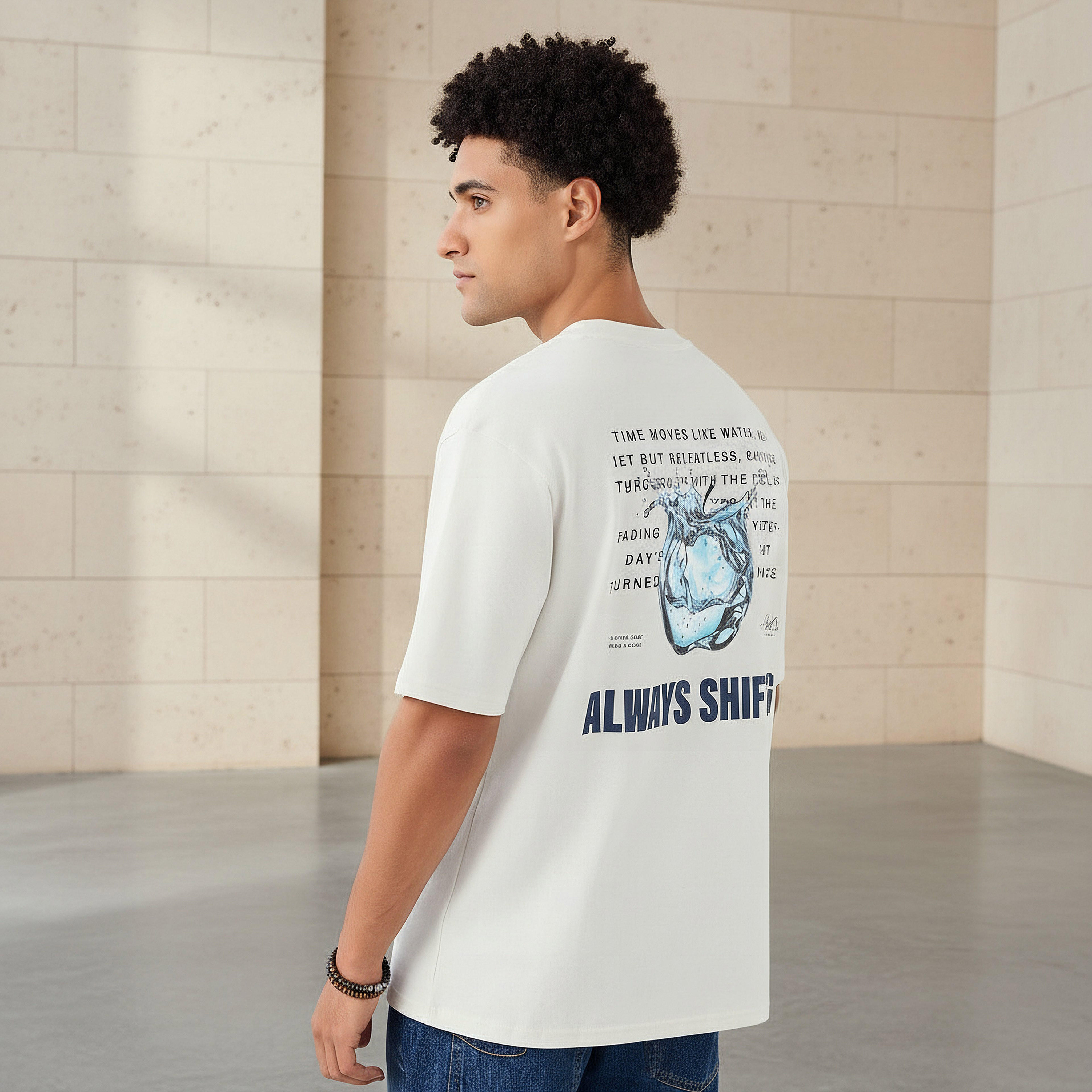تيشيرت بقصة عادية وياقة ضيقة وأكمام قصيرة وطبعات للرجال-men-clothing-tshirtsandpolos-tshirts-image-1