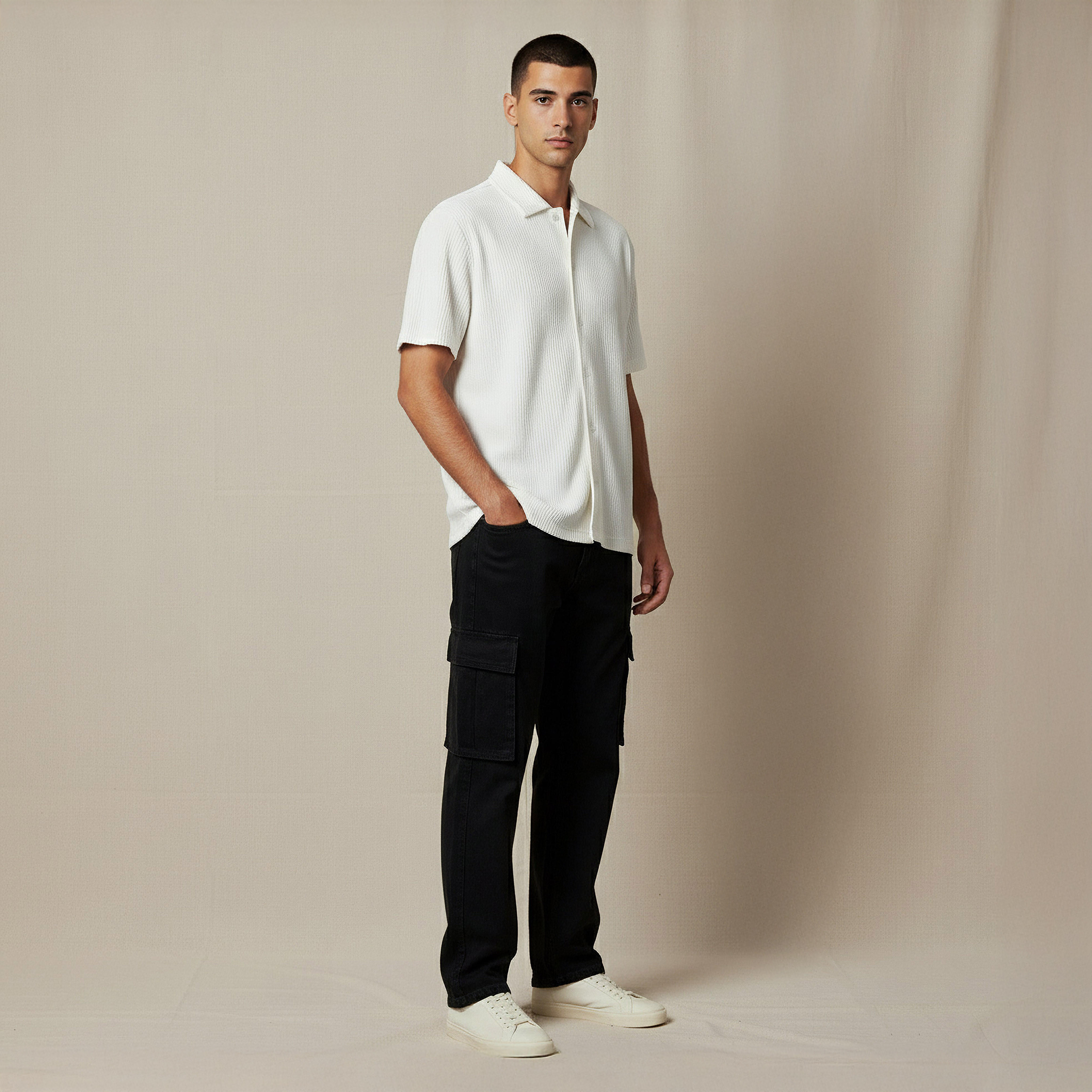 Men Regular Fit Crew Neck Short Sleeve Textured Shirt-men-clothing-tshirtsandpolos-tshirts-image-2
