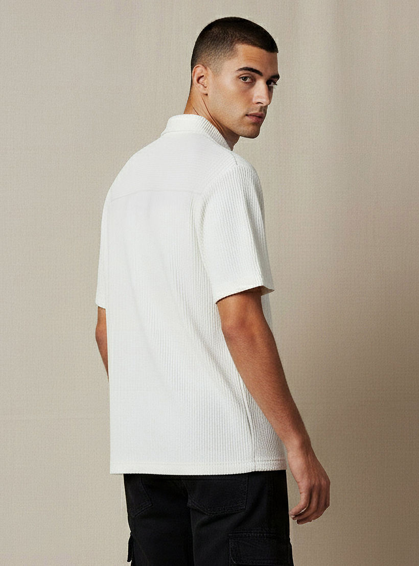 Men Regular Fit Crew Neck Short Sleeve Textured Shirt-men-clothing-tshirtsandpolos-tshirts-image-3