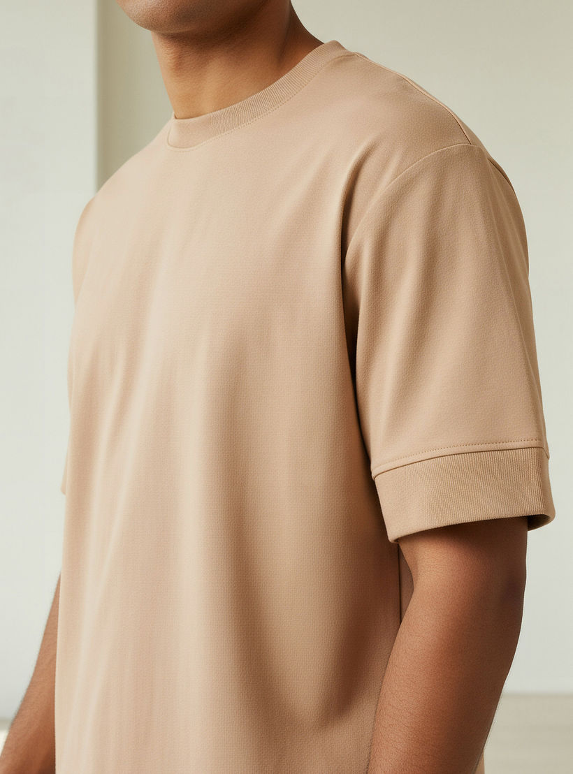 Men Relaxed Fit Crew Neck Short Sleeve Patch Detail T-shirt-men-clothing-tshirtsandpolos-tshirts-image-4