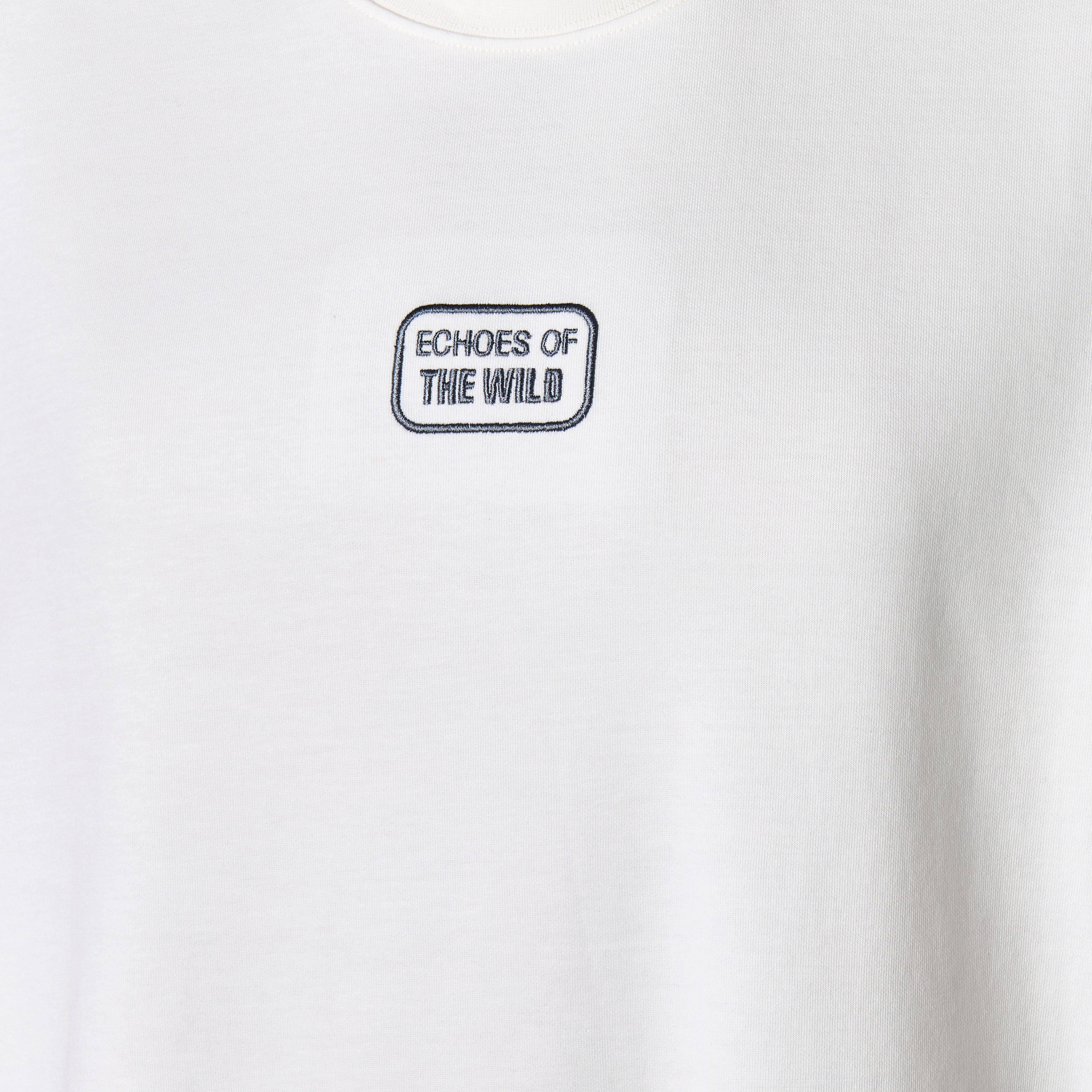 تيشيرت بقصة عادية وياقة ضيقة وأكمام قصيرة وزينة للرجال-men-clothing-tshirtsandpolos-tshirts-image-2
