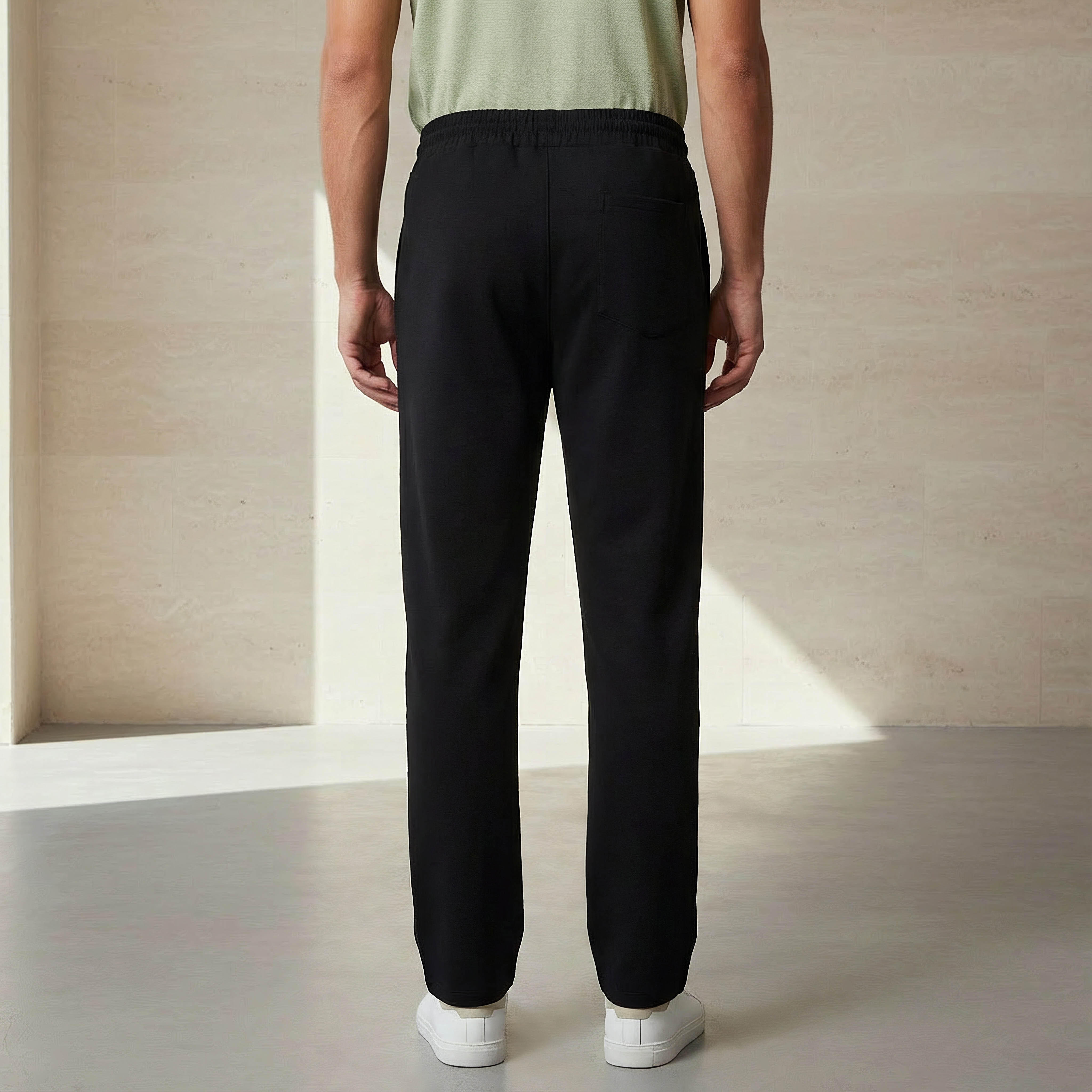 بنطلون رياضي إنترلوك بقصة مريحة للرجال-men-clothing-bottoms-joggers-image-1