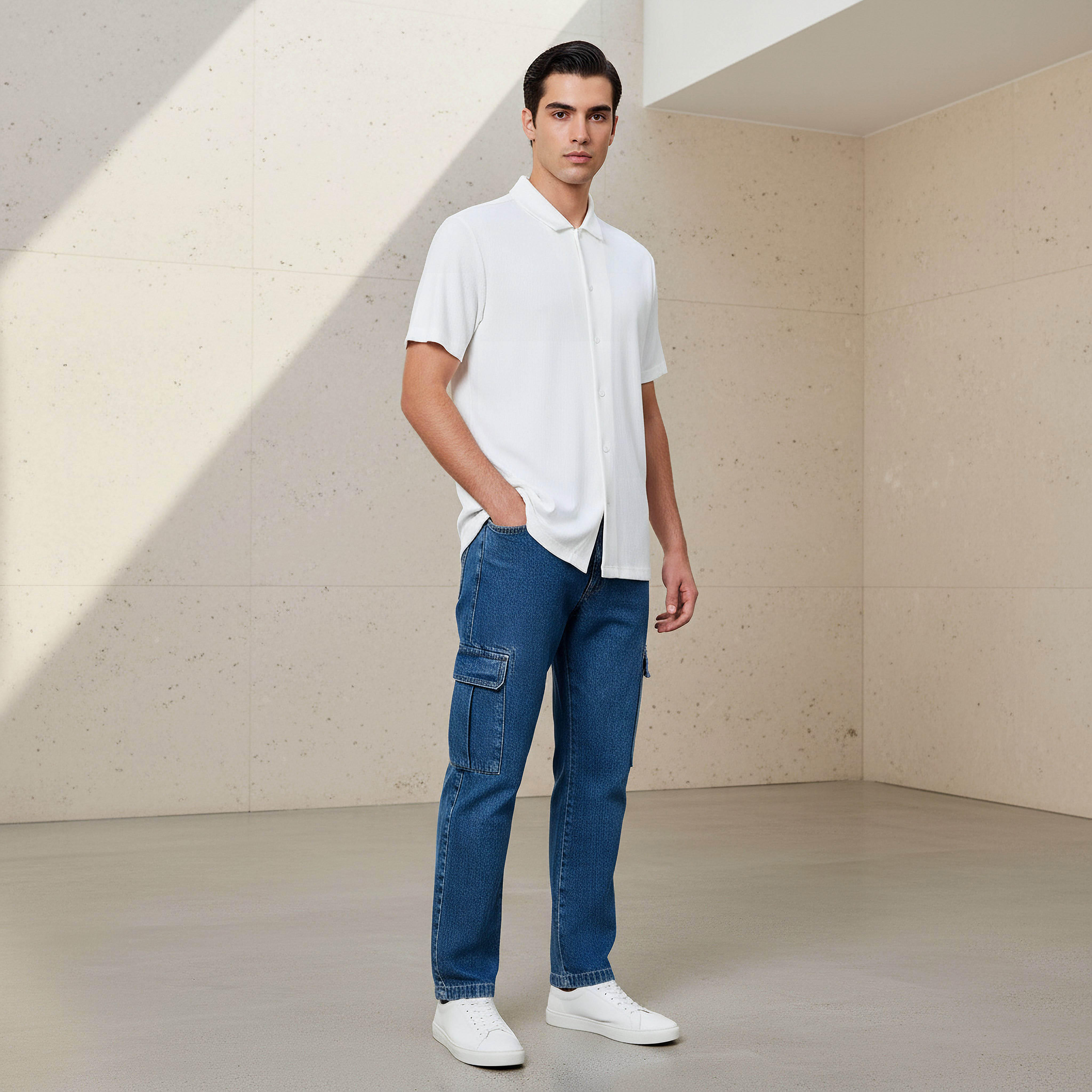 قميص بقصة عادية وياقة وملمس بارز وأكمام قصيرة للرجال-men-clothing-tshirtsandpolos-polos-image-3