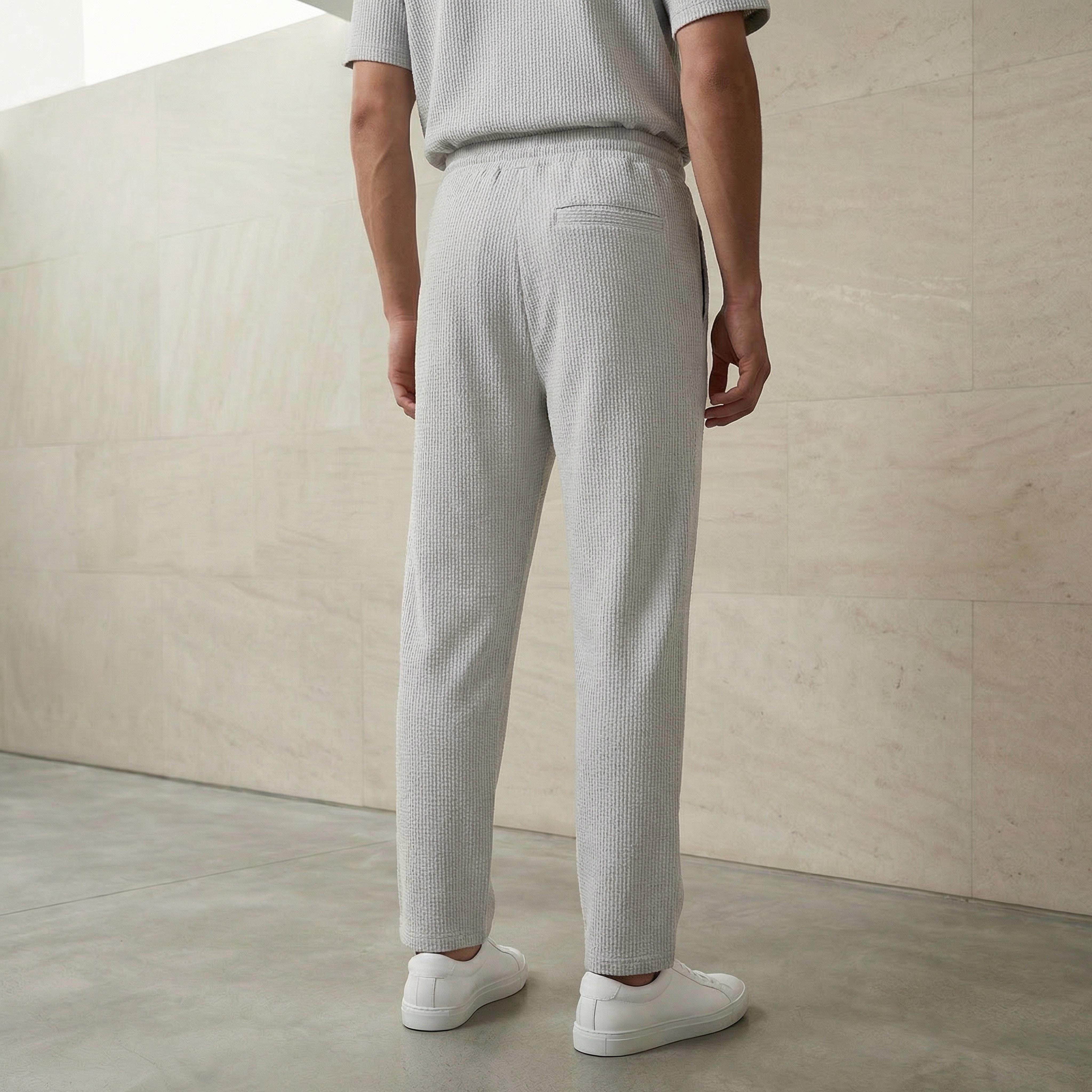 بنطلون رياضي بقصة عادية للرجال-men-clothing-bottoms-joggers-image-1