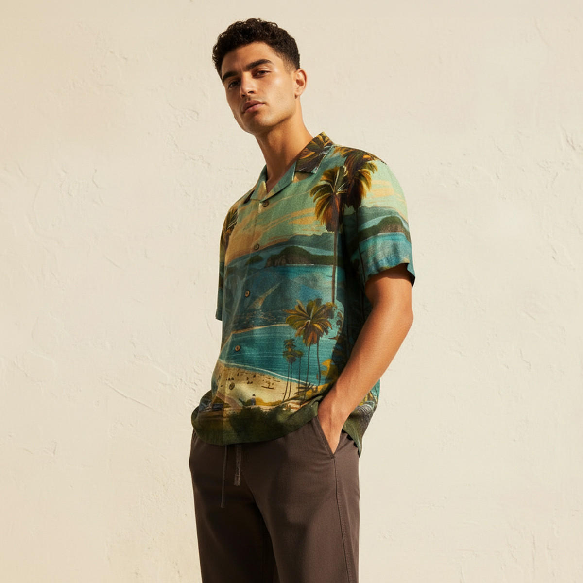 قميص رجالي بطبعات استوائية وياقة كامب وأكمام قصيرة-men-clothing-shirts-image-1