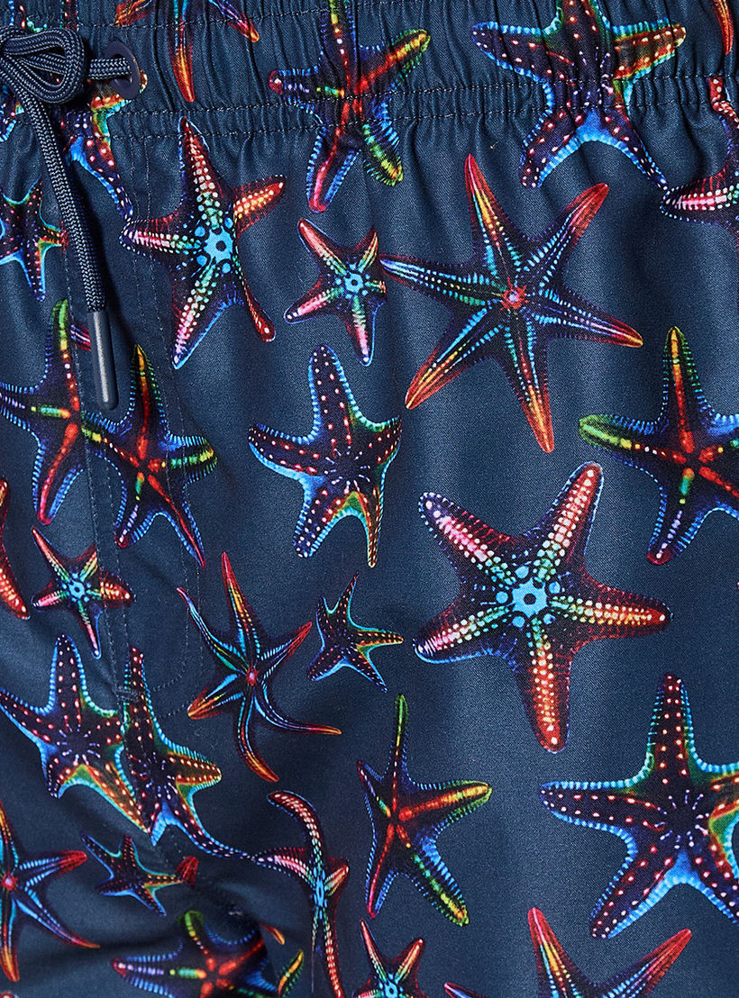 Men Starfish Print Shorts-men-clothing-swimandbeach-shorts-image-2