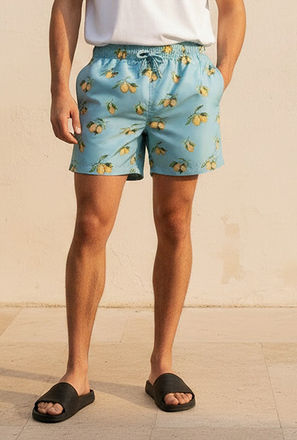 شورت بطبعات للرجال-men-clothing-swimandbeach-shorts-image-1