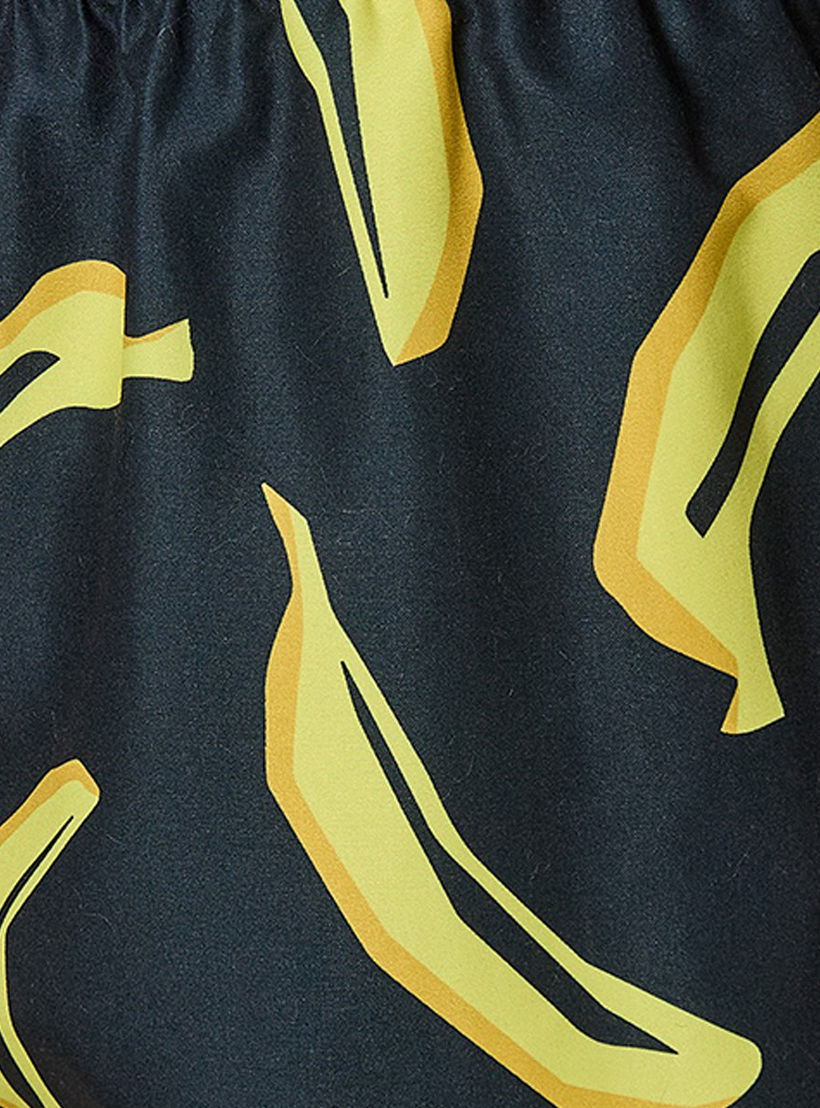 Men Banana Print Shorts-men-clothing-swimandbeach-shorts-image-2