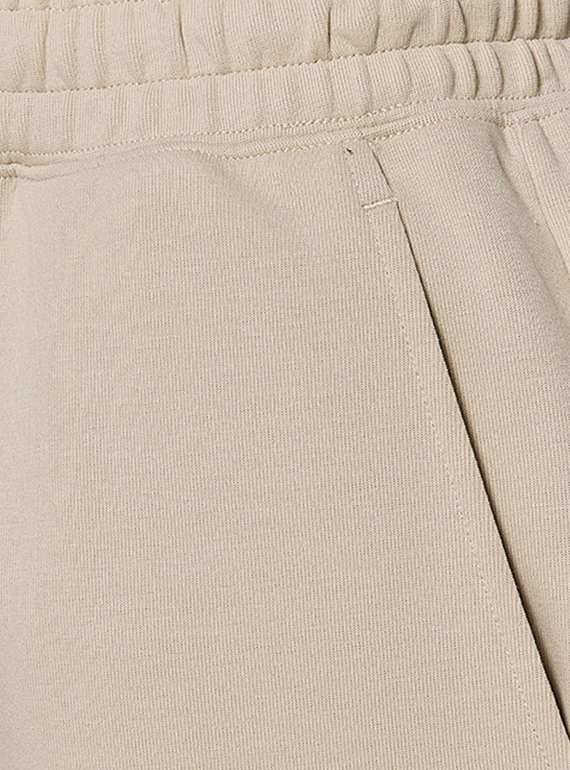 بنطلون رياضي إنترلوك بقصة مريحة وحافة مفتوحة من سبلاش يوث-men-clothing-bottoms-joggers-image-2