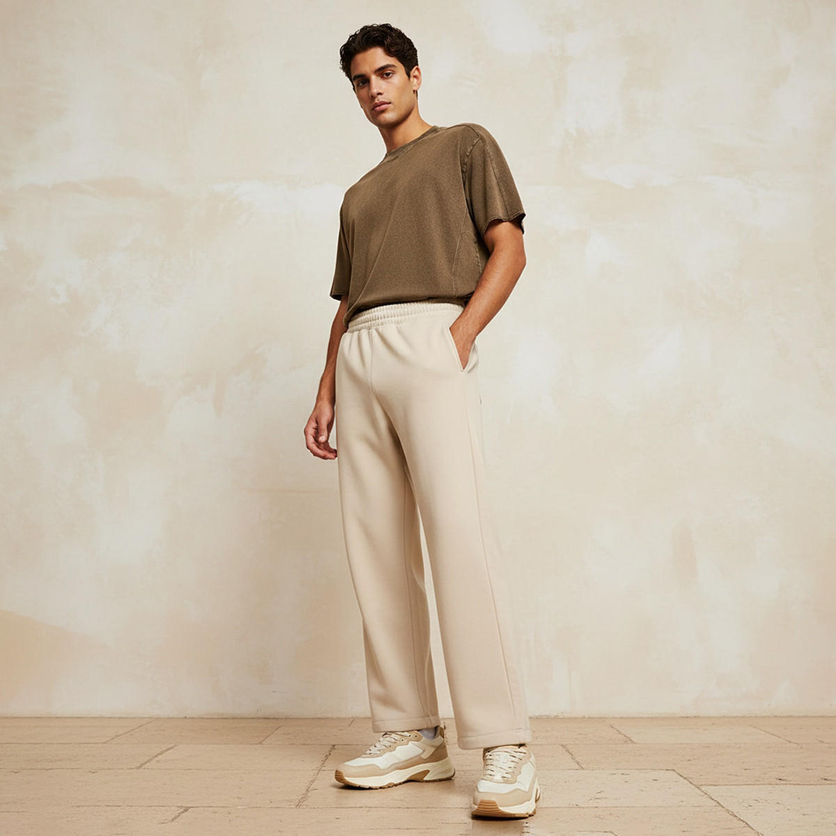 بنطلون رياضي إنترلوك بقصة مريحة وحافة مفتوحة من سبلاش يوث-men-clothing-bottoms-joggers-image-3