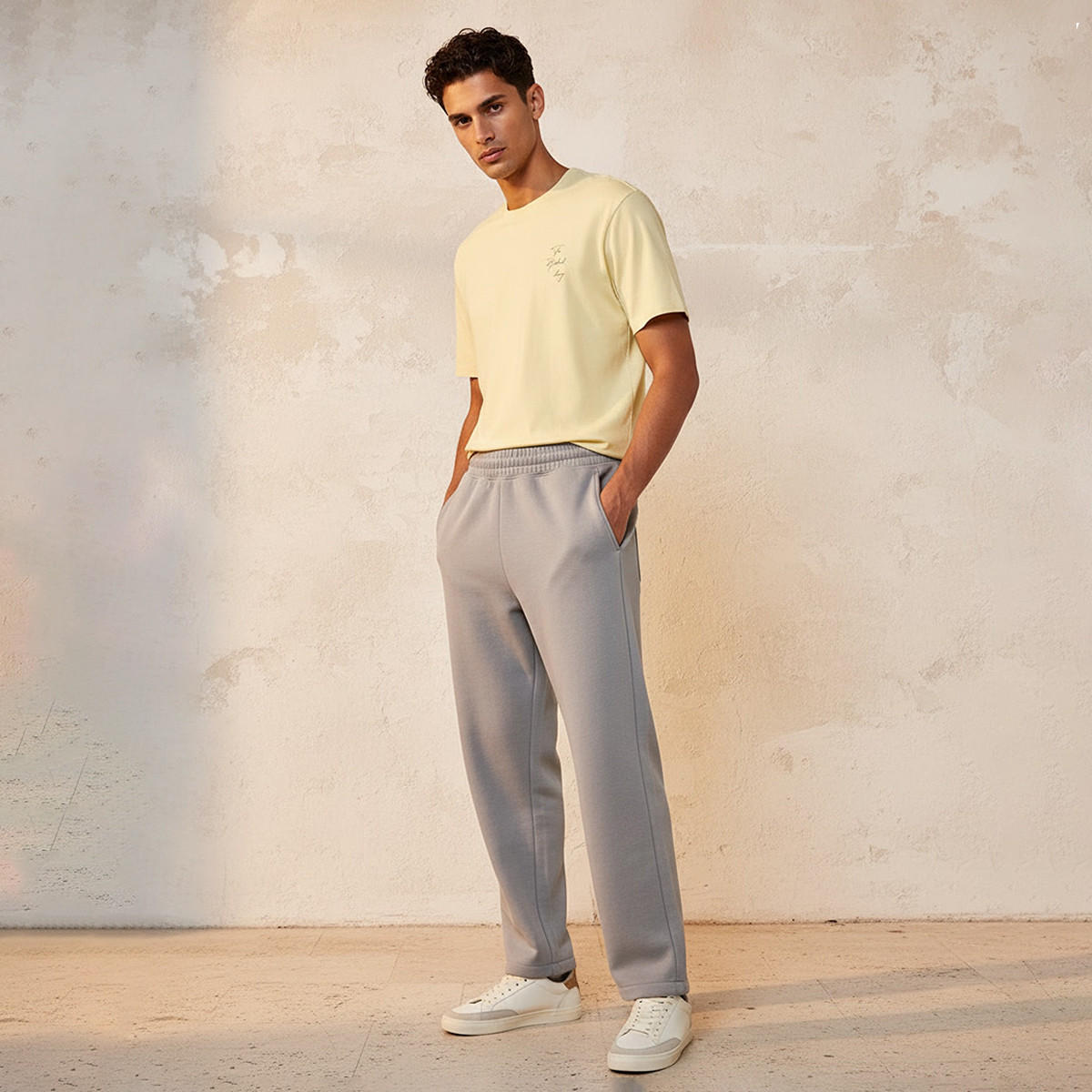 بنطلون رياضي إنترلوك بقصة مريحة وحافة مفتوحة من سبلاش يوث-men-clothing-bottoms-joggers-image-3