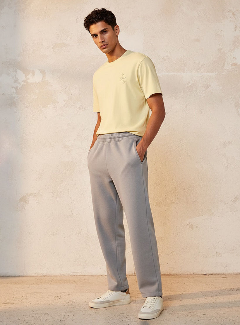 بنطلون رياضي إنترلوك بقصة مريحة وحافة مفتوحة من سبلاش يوث-men-clothing-bottoms-joggers-image-3