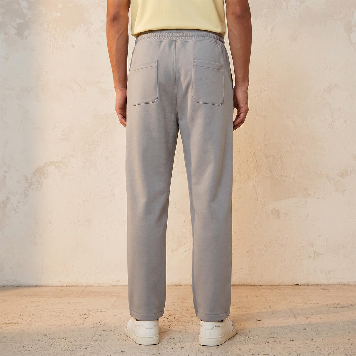 بنطلون رياضي إنترلوك بقصة مريحة وحافة مفتوحة من سبلاش يوث-men-clothing-bottoms-joggers-image-4
