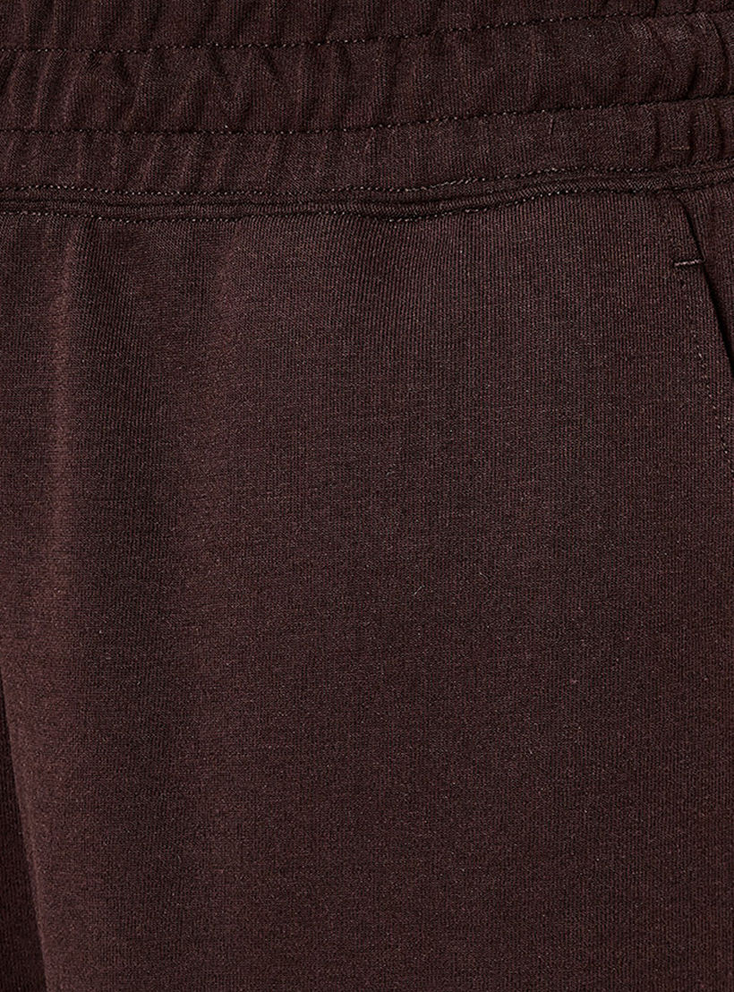 بنطلون رياضي إنترلوك بقصة مريحة وحافة مفتوحة من سبلاش يوث-men-clothing-bottoms-joggers-image-2
