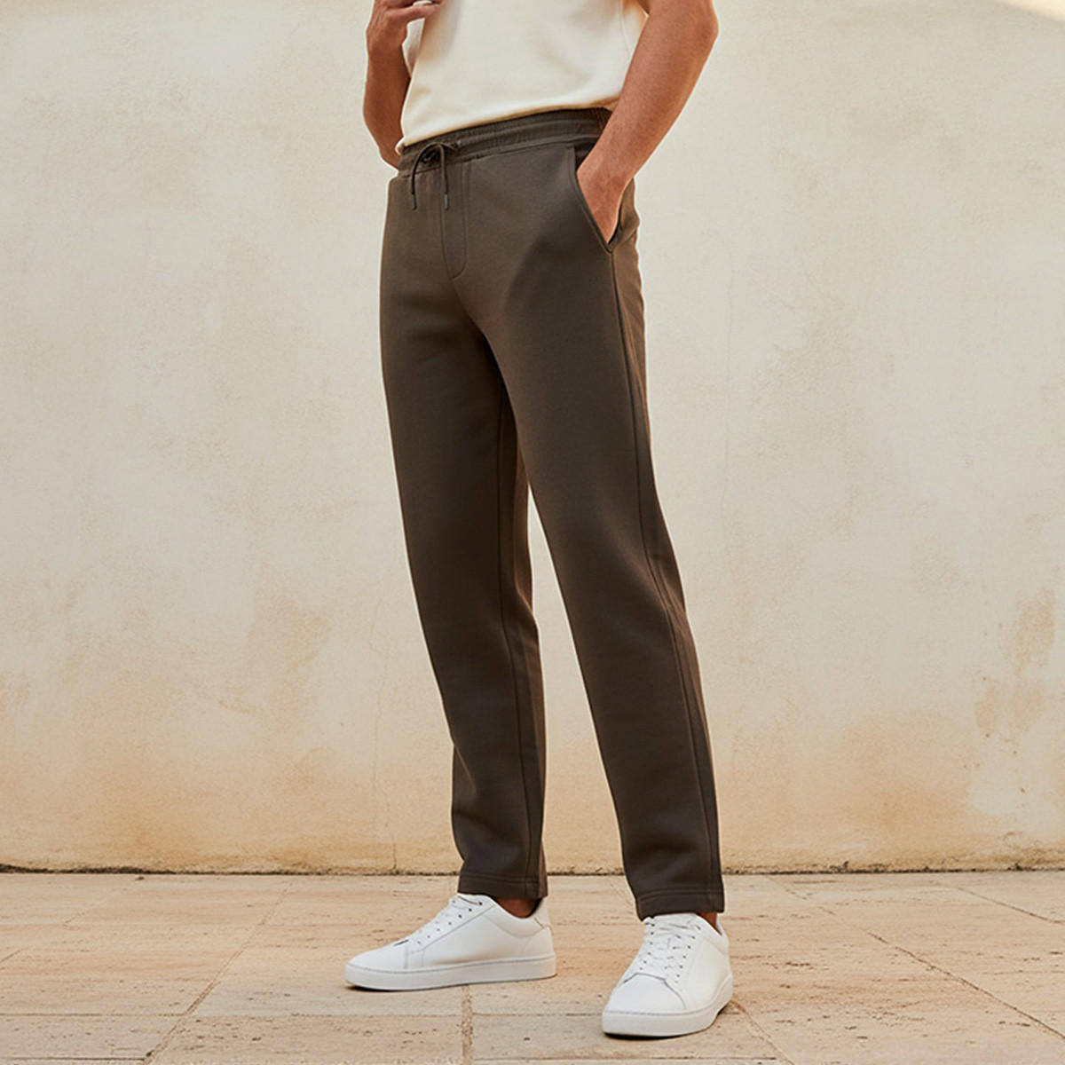 بنطلون رياضي بقصة مستقيمة ورباط خصر للرجال-men-clothing-bottoms-joggers-image-1