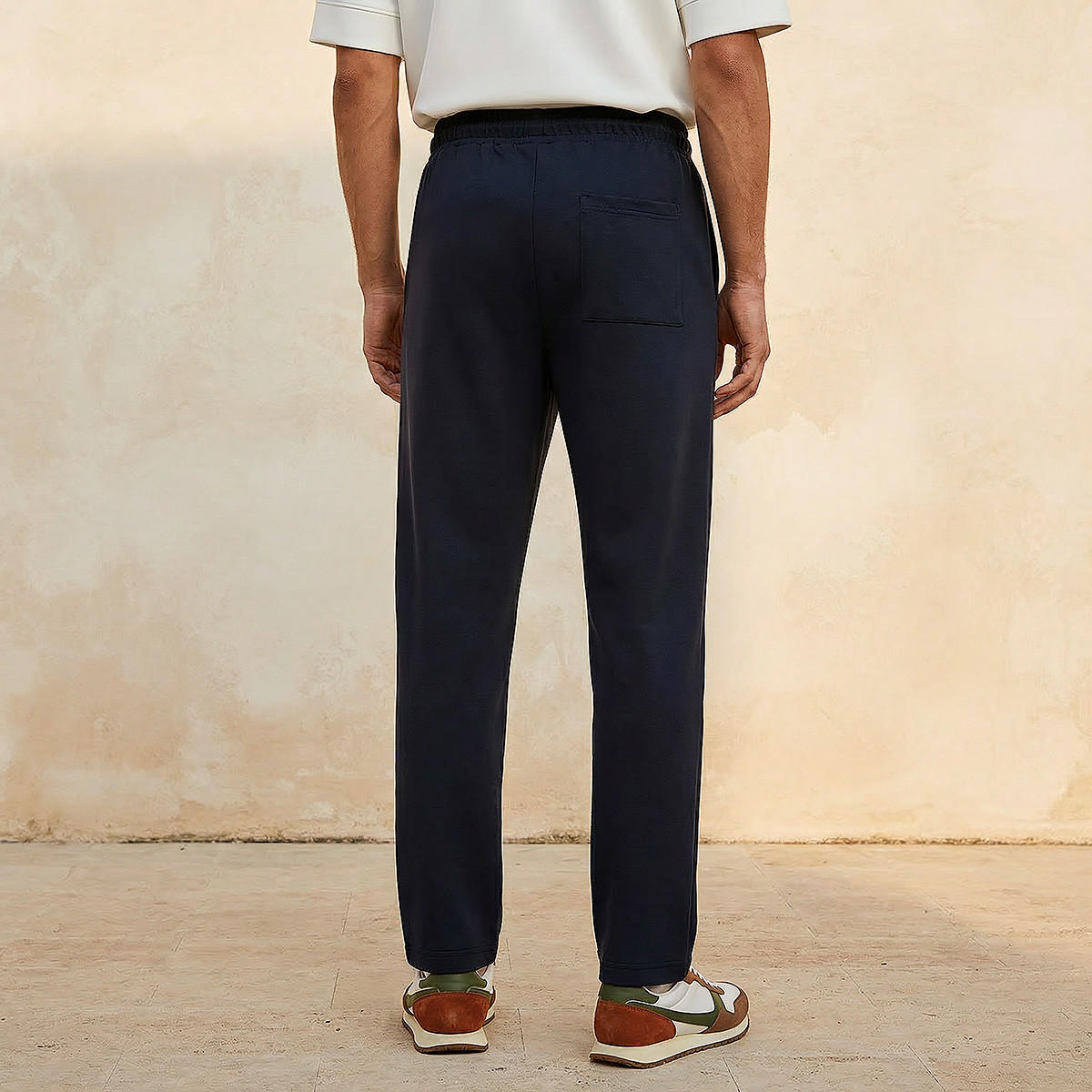 بنطلون رياضي بقصة مستقيمة ورباط خصر للرجال-men-clothing-bottoms-joggers-image-4