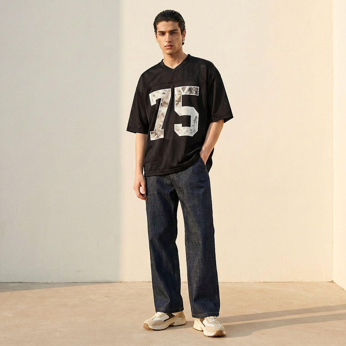 تيشيرت بياقة V وطبعات وأكمام قصيرة من سبلاش ييوث-men-clothing-tshirtsandpolos-tshirts-image-3