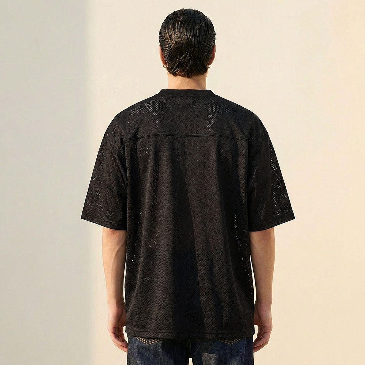 تيشيرت بياقة V وطبعات وأكمام قصيرة من سبلاش ييوث-men-clothing-tshirtsandpolos-tshirts-image-4