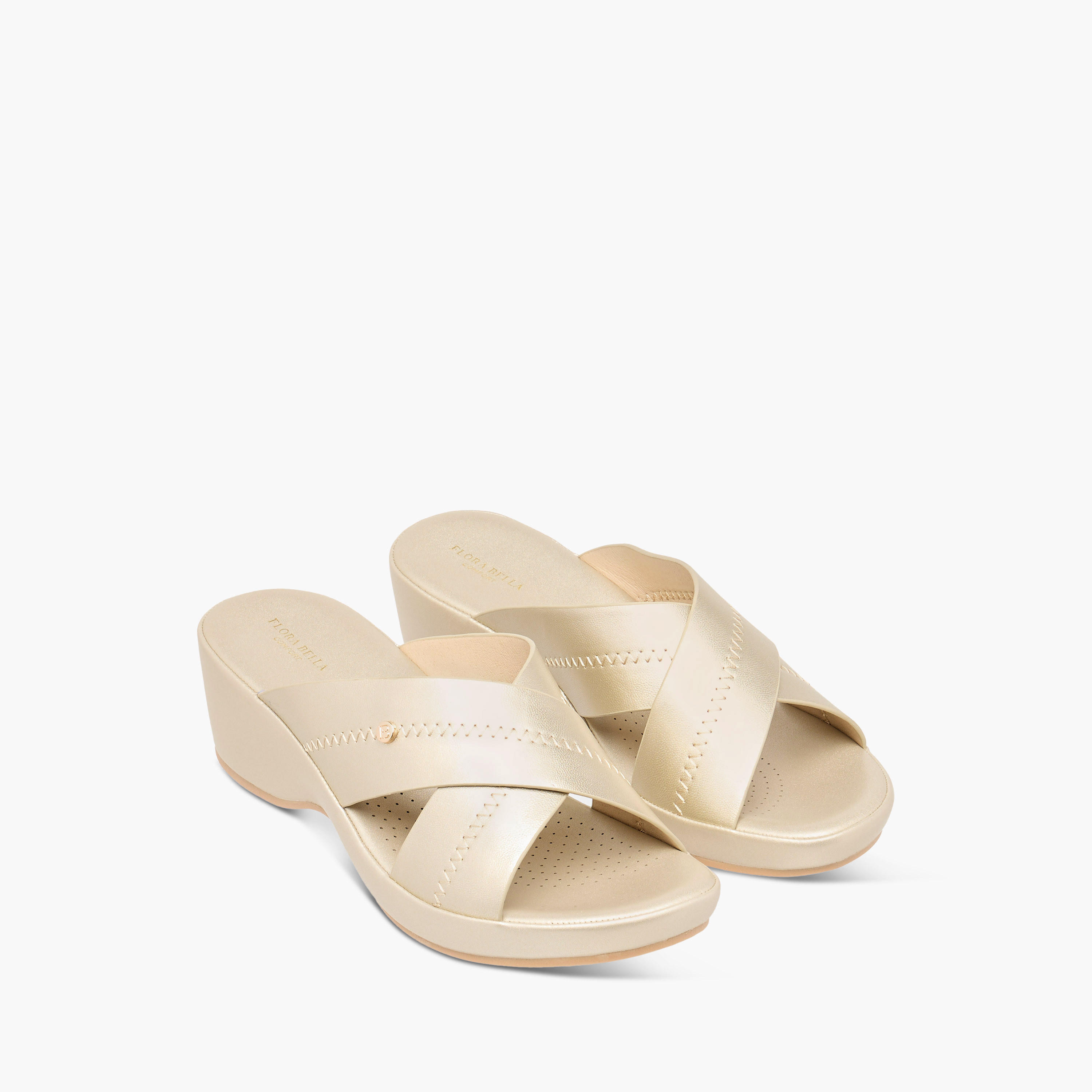 صندل سادة سهل الارتداء بحزام متقاطع وكعب سميك من فلورا بيلا-women-shoes-sandals-heeled-image-6