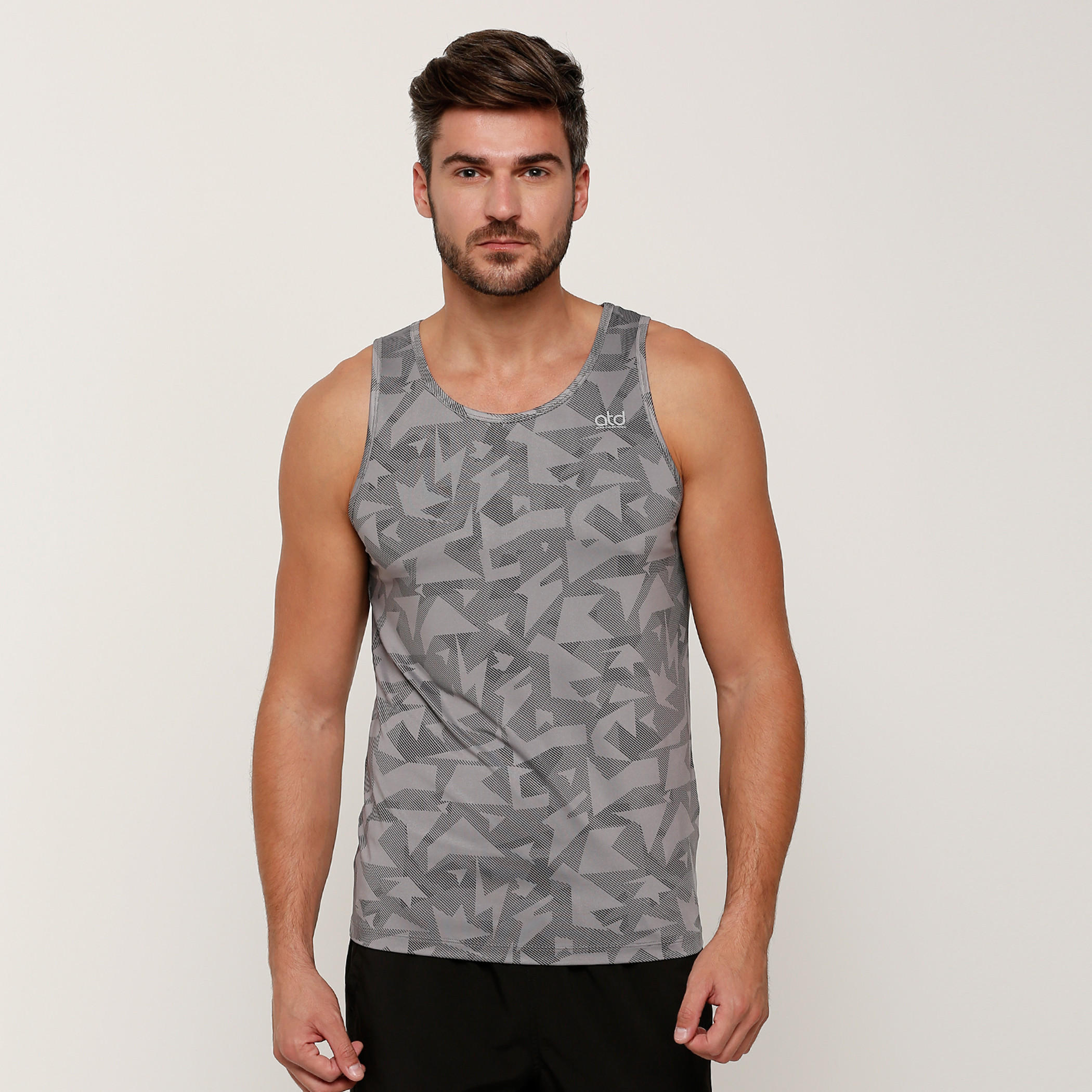سترة فيست دون أكمام بياقة مستديرة وطبعات-men-clothing-sportswearandactivewear-tshirtsandpolos-image-1